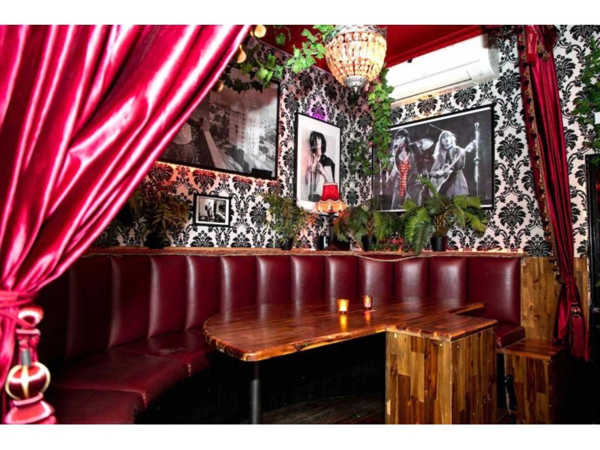 Sold - Feefee's Bar 621347 3