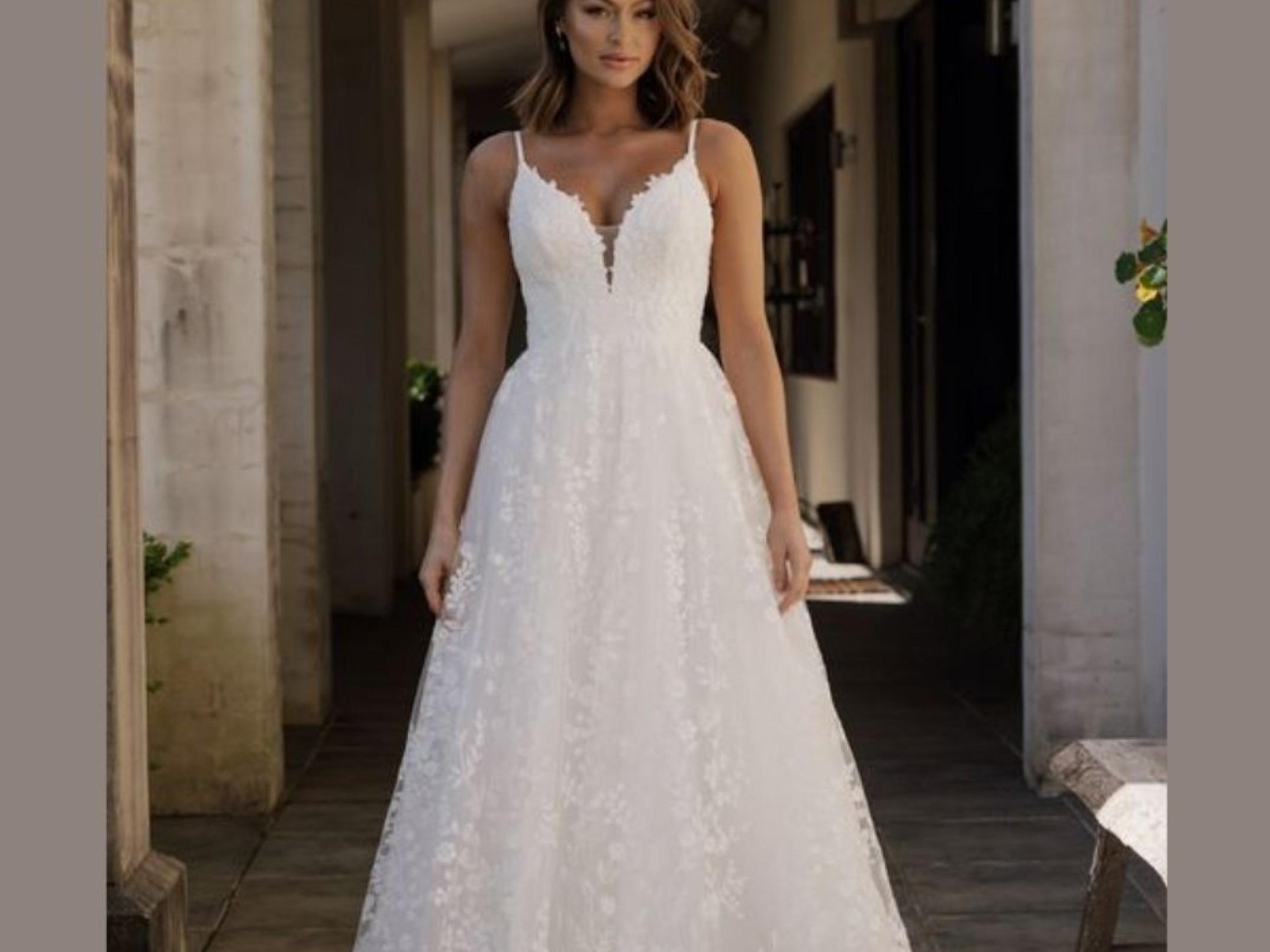 Well-established Retail Bridal & 621417 1