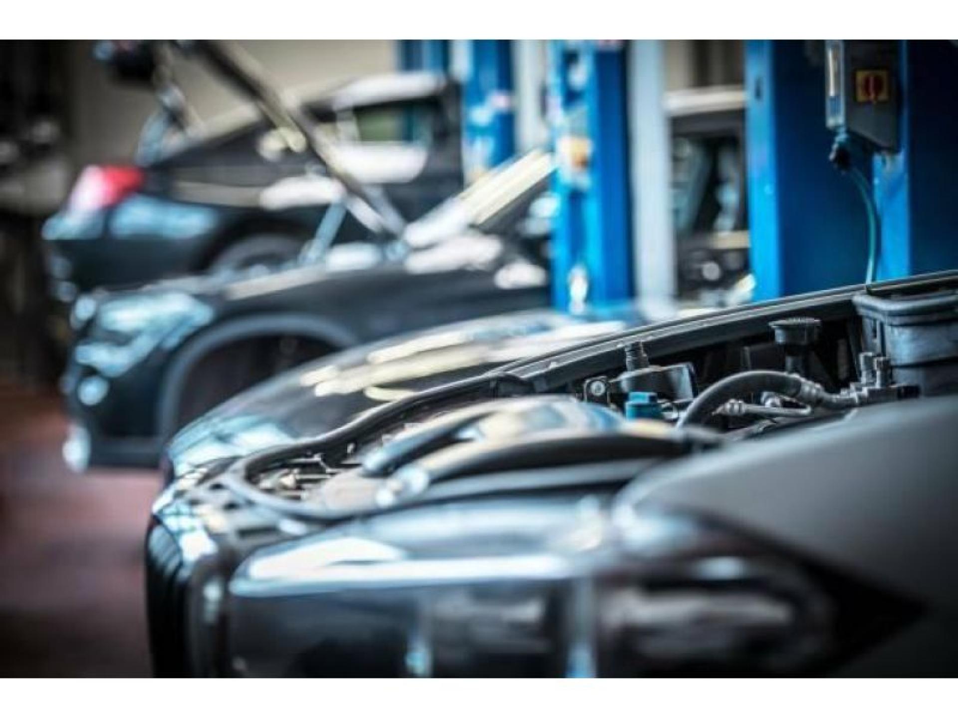 Automotive Workshop - High 622193 2