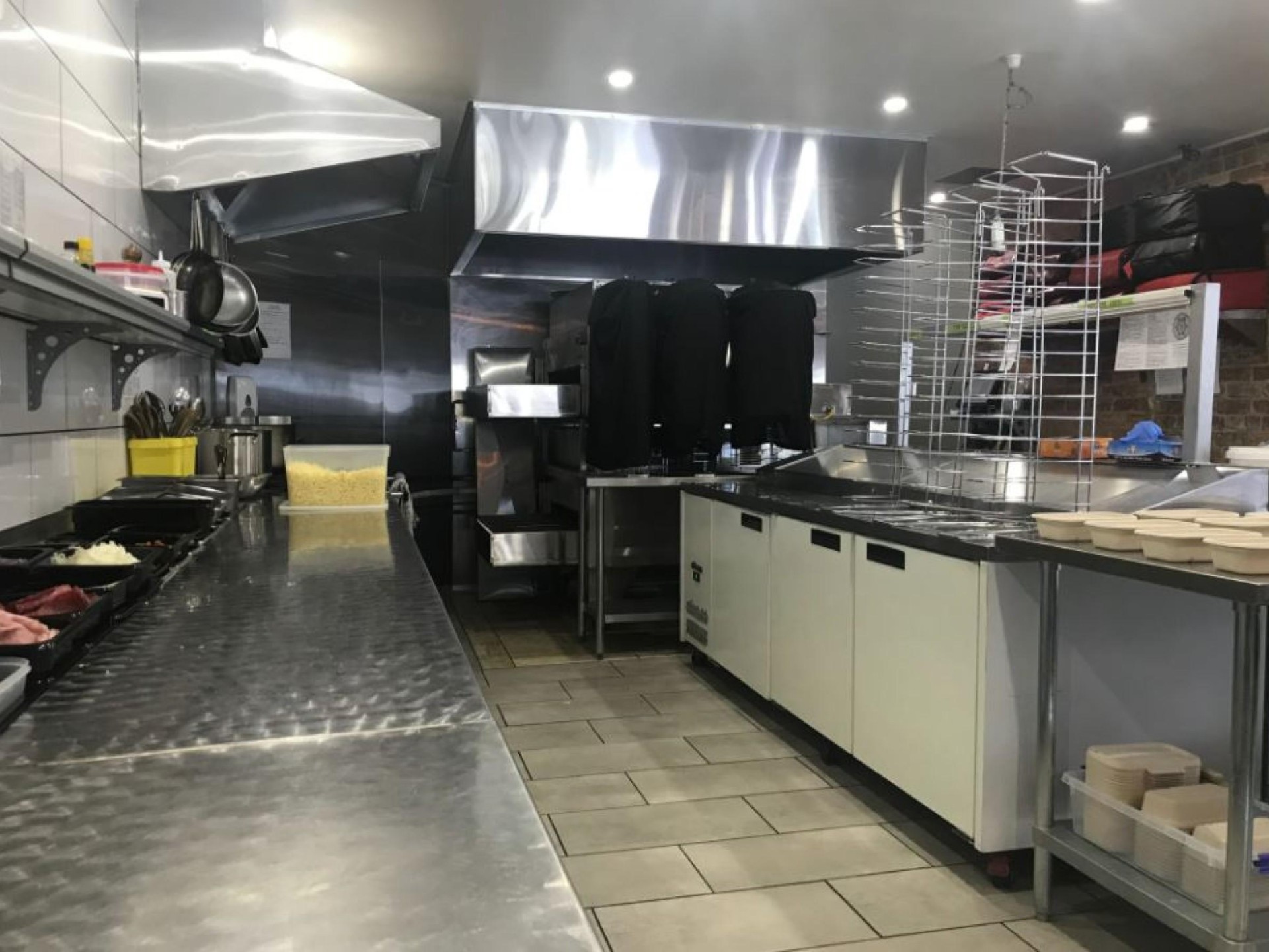 Bairnsdale's Best Pizza - 622541 3