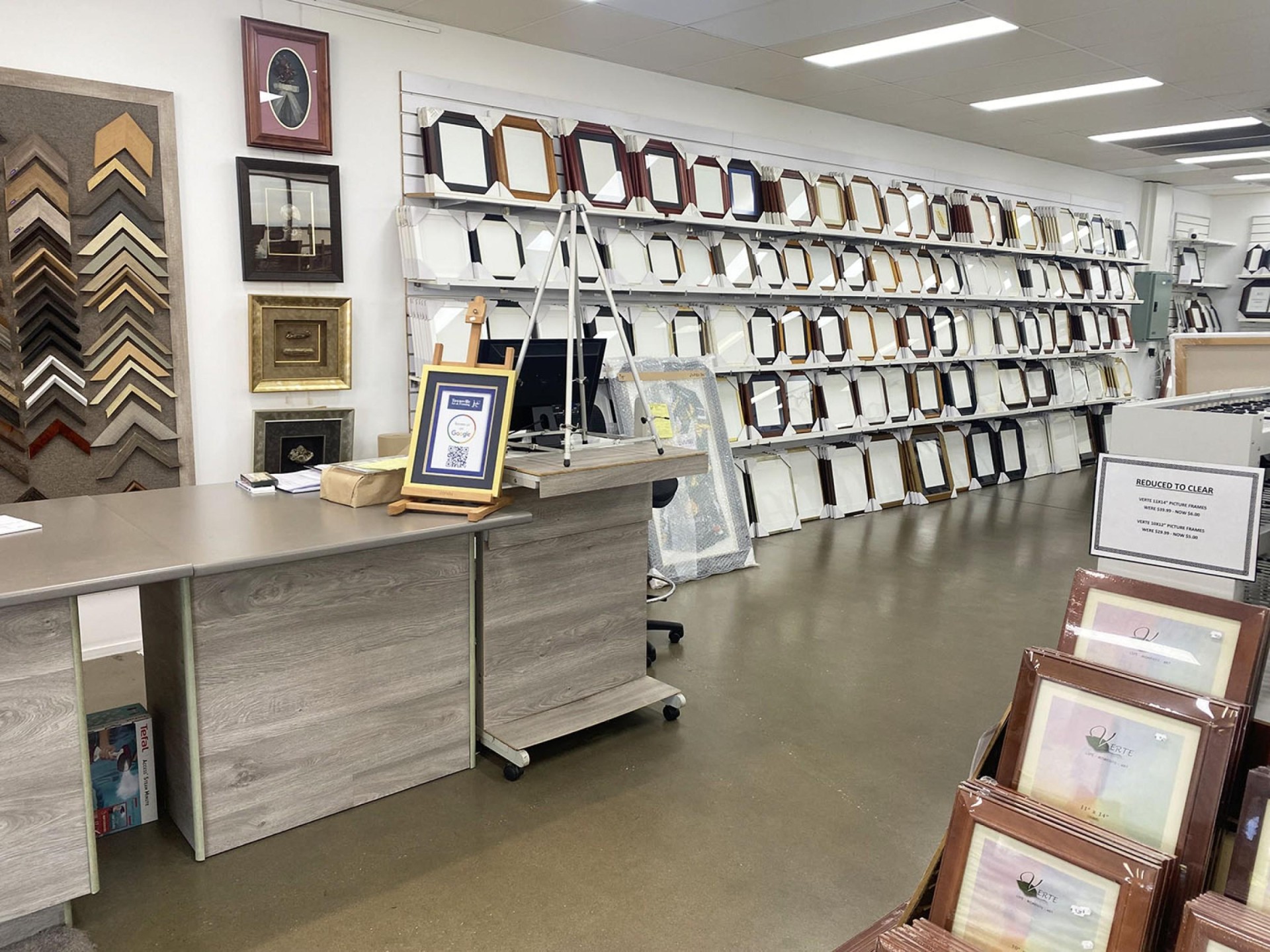 Townsville Art & Framing 622643 3