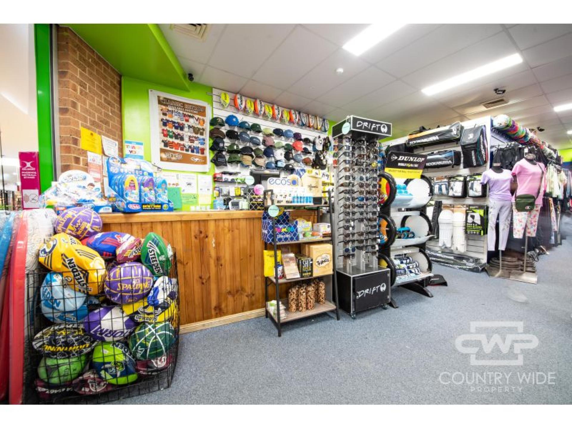 Established Sport Store With 625601 3