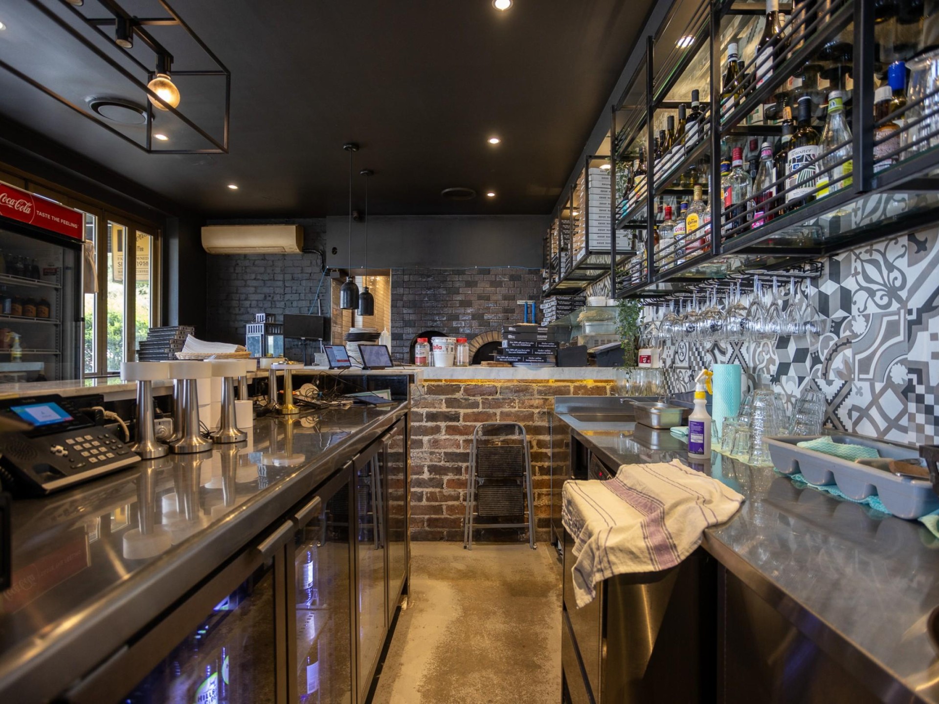 Under Management | Pizza 626584 2