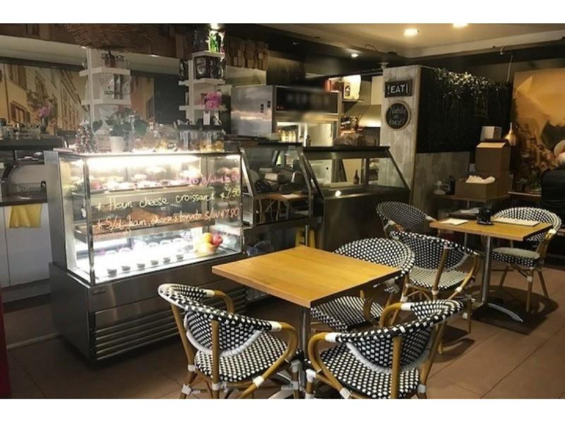 Cafe In Premium Location 627303 3