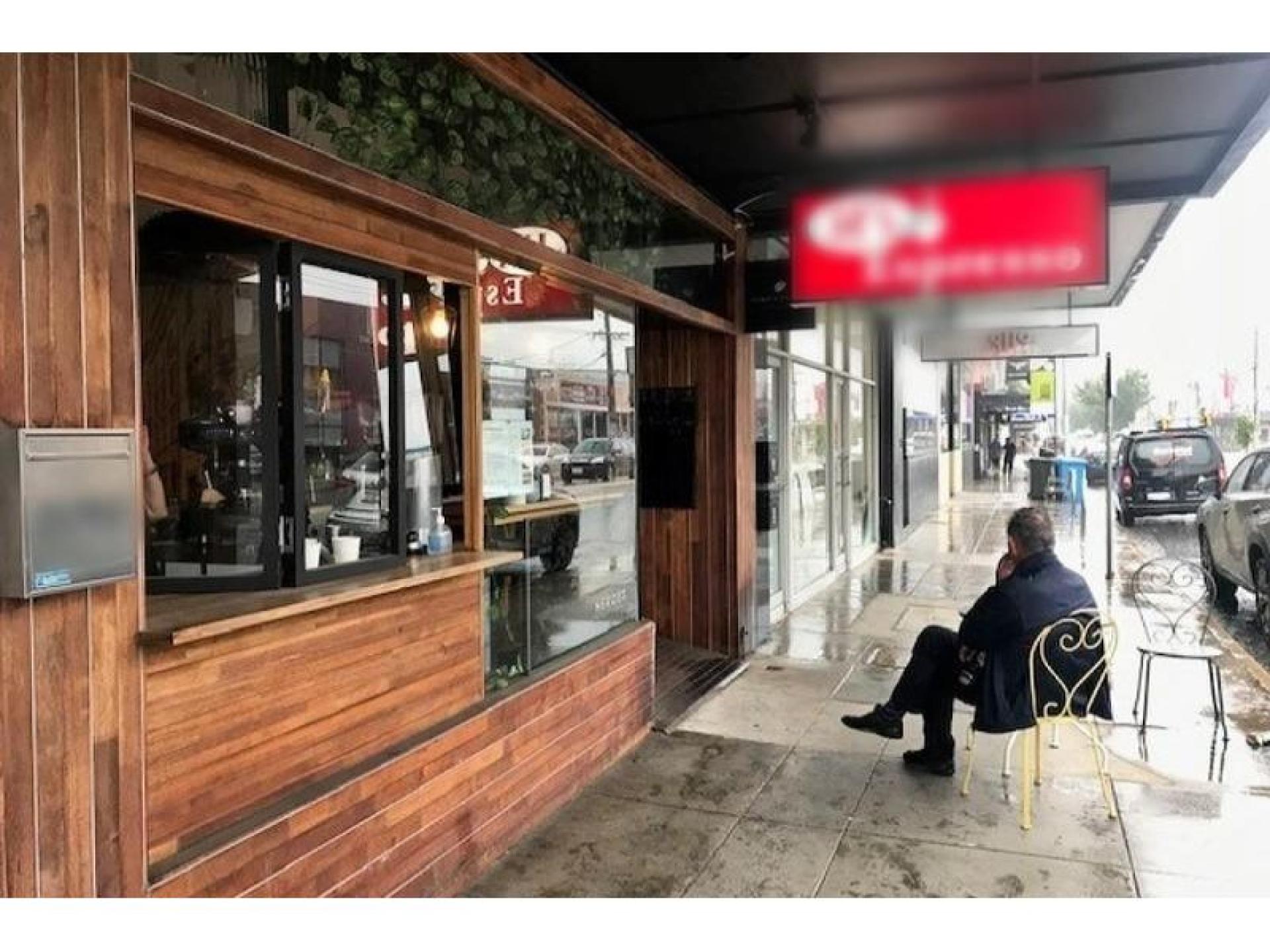 Cafe In Premium Location 627303 2