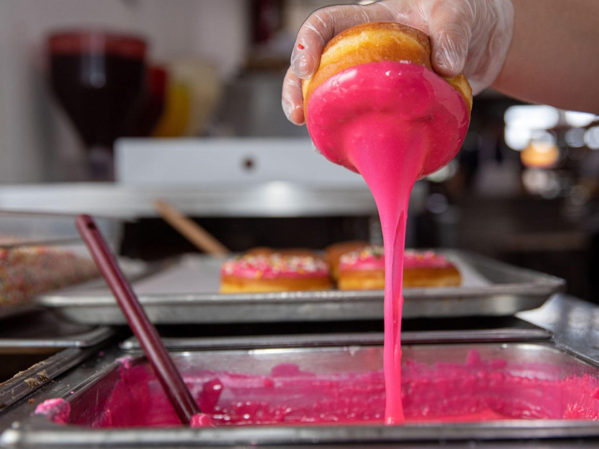 Join The Randy's Donuts® 627365 3