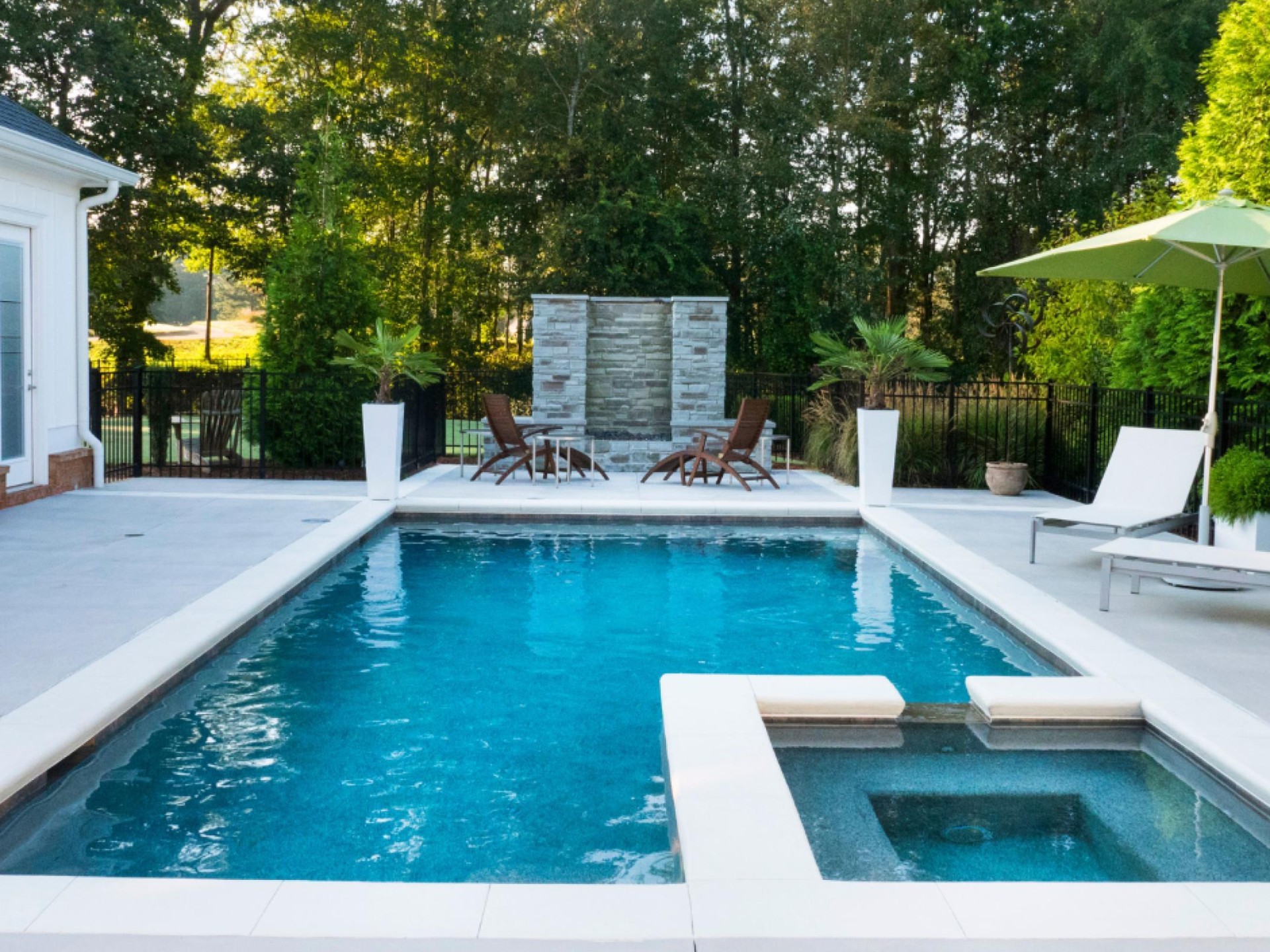 Profitable Pool Repairs Business 628184 2