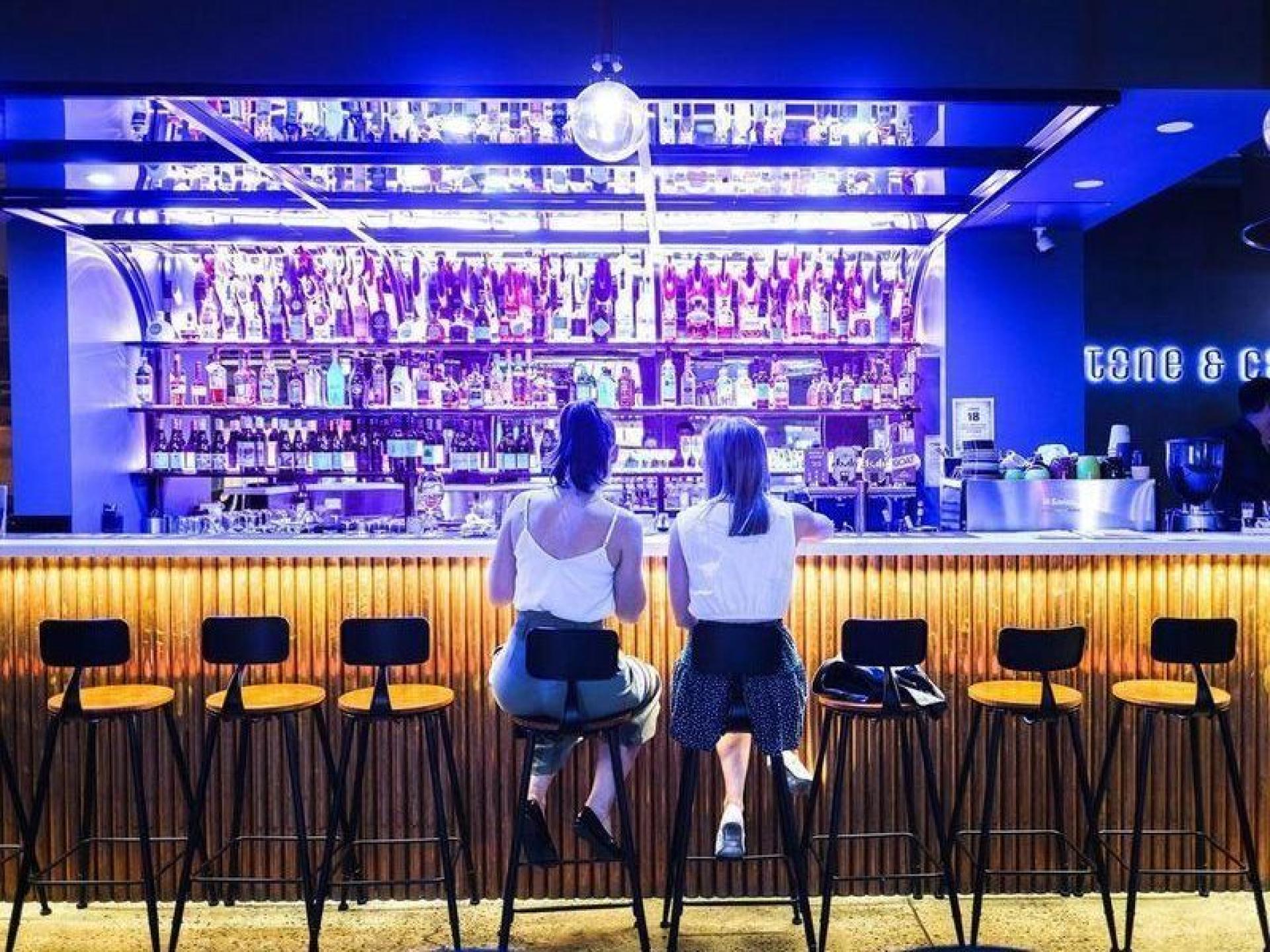 Asian Cuisine Restaurant & 628192 1