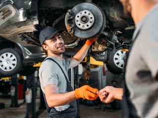 AUTO MECHANICAL SERVICE WORKSHOP NEXT TO STOCK ROAD SOR PERTH