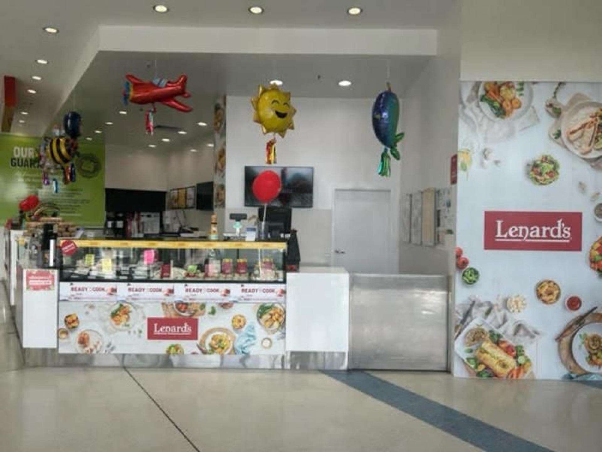 Well Established Lenard's Redlynch 628248 2