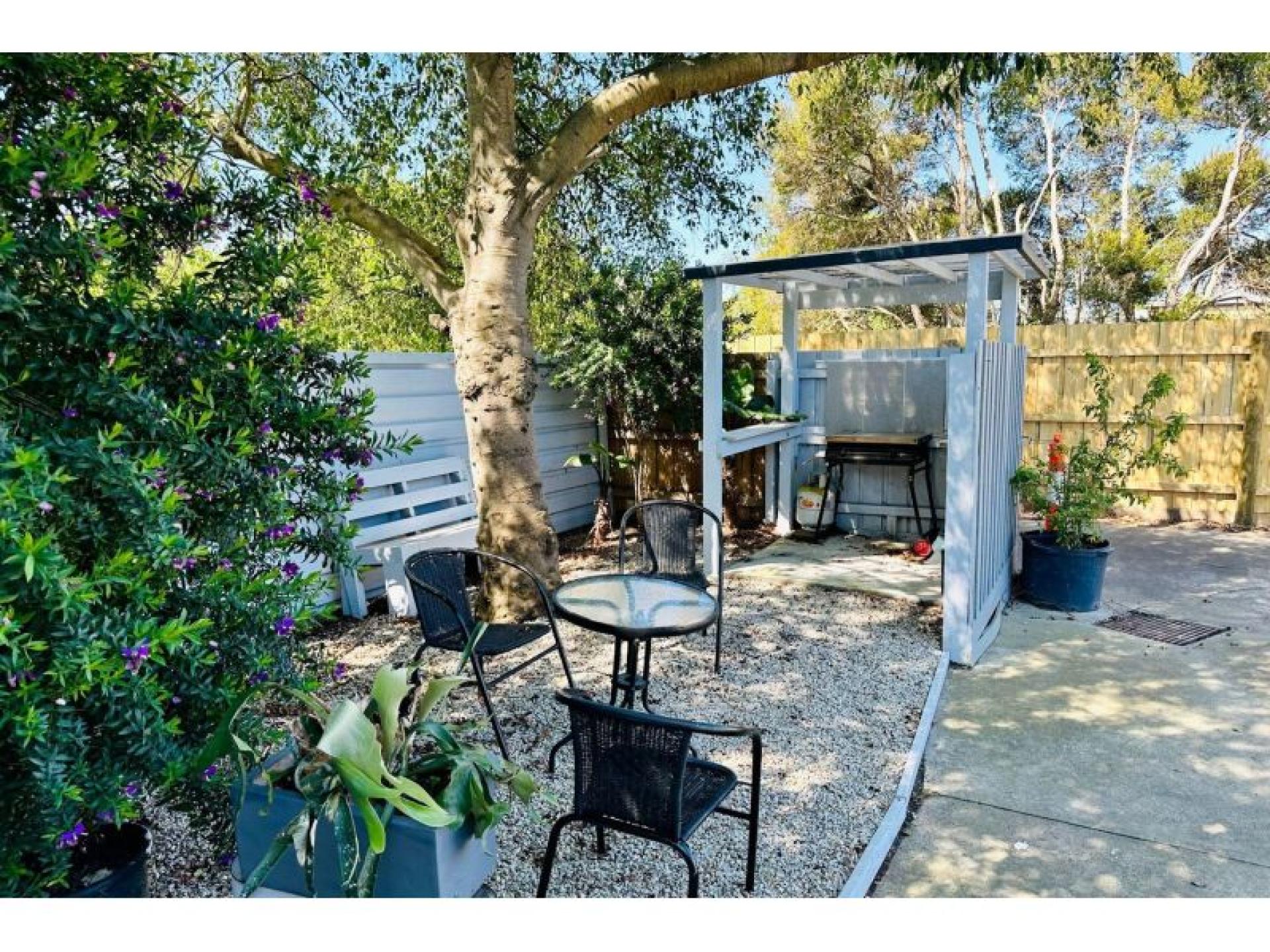 Sold - Koo Wee 629096 3