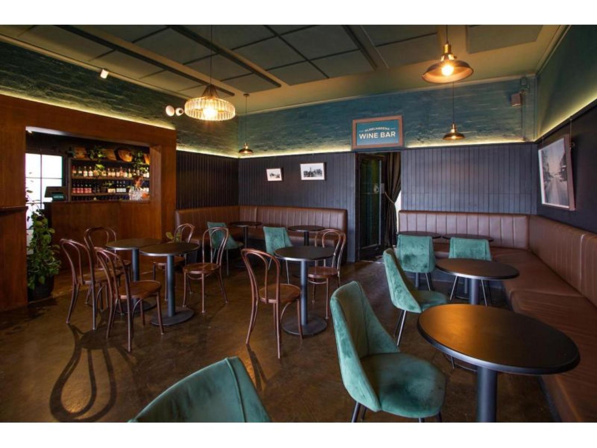Sold - Murrumbeena Wine 629568 3