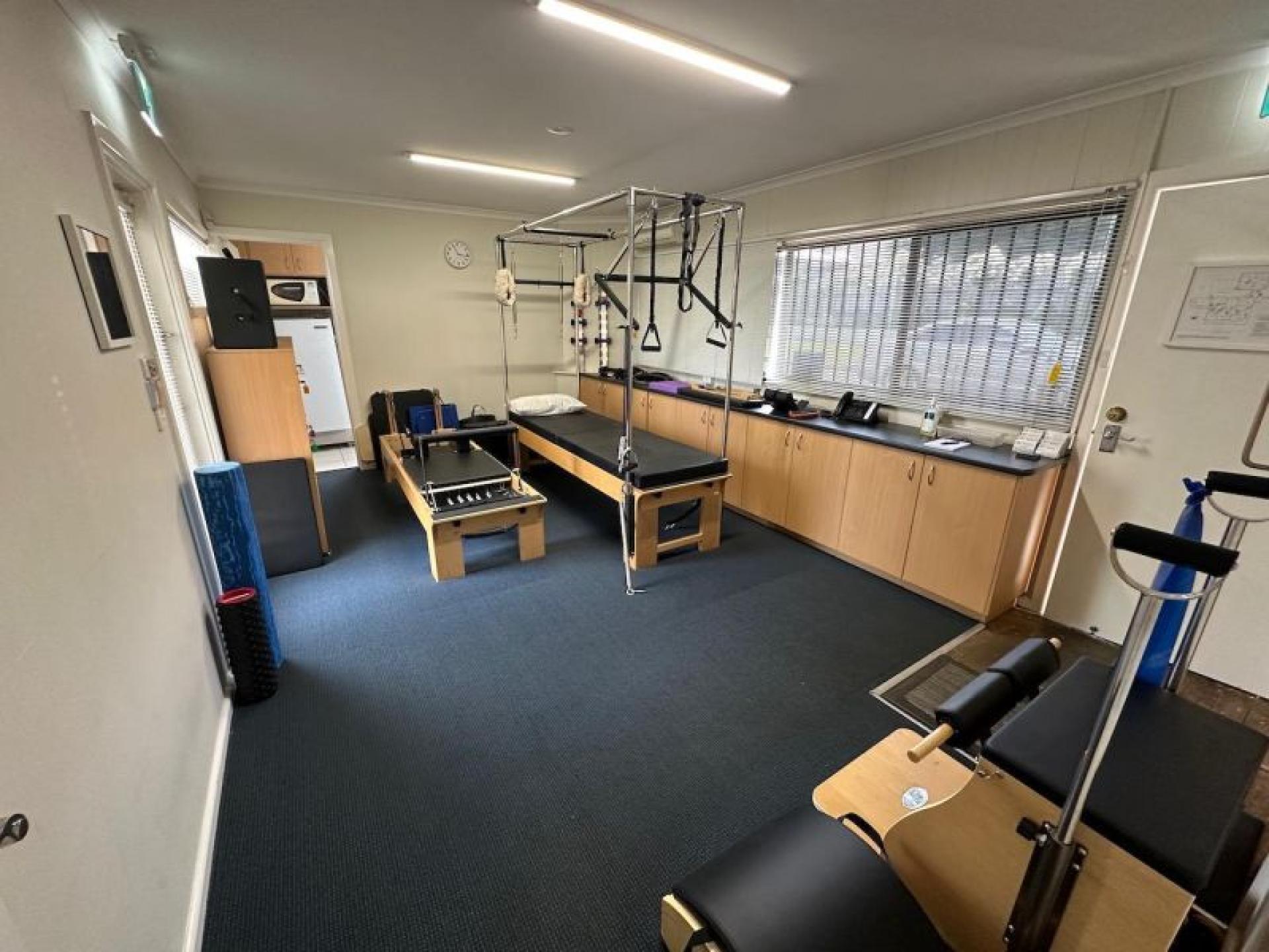 Established In 1975 Medical 630399 2