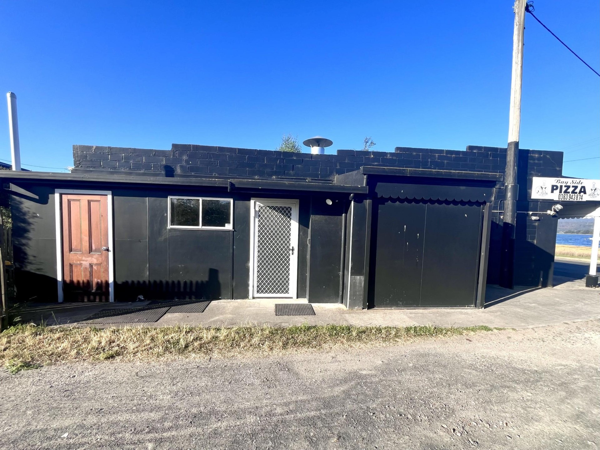 Low Cost Freehold Pizza 631105 3