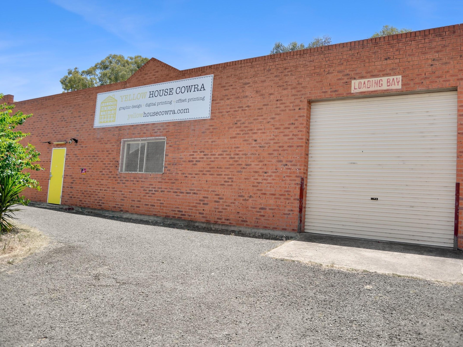 Yellow House Cowra - 631952 1