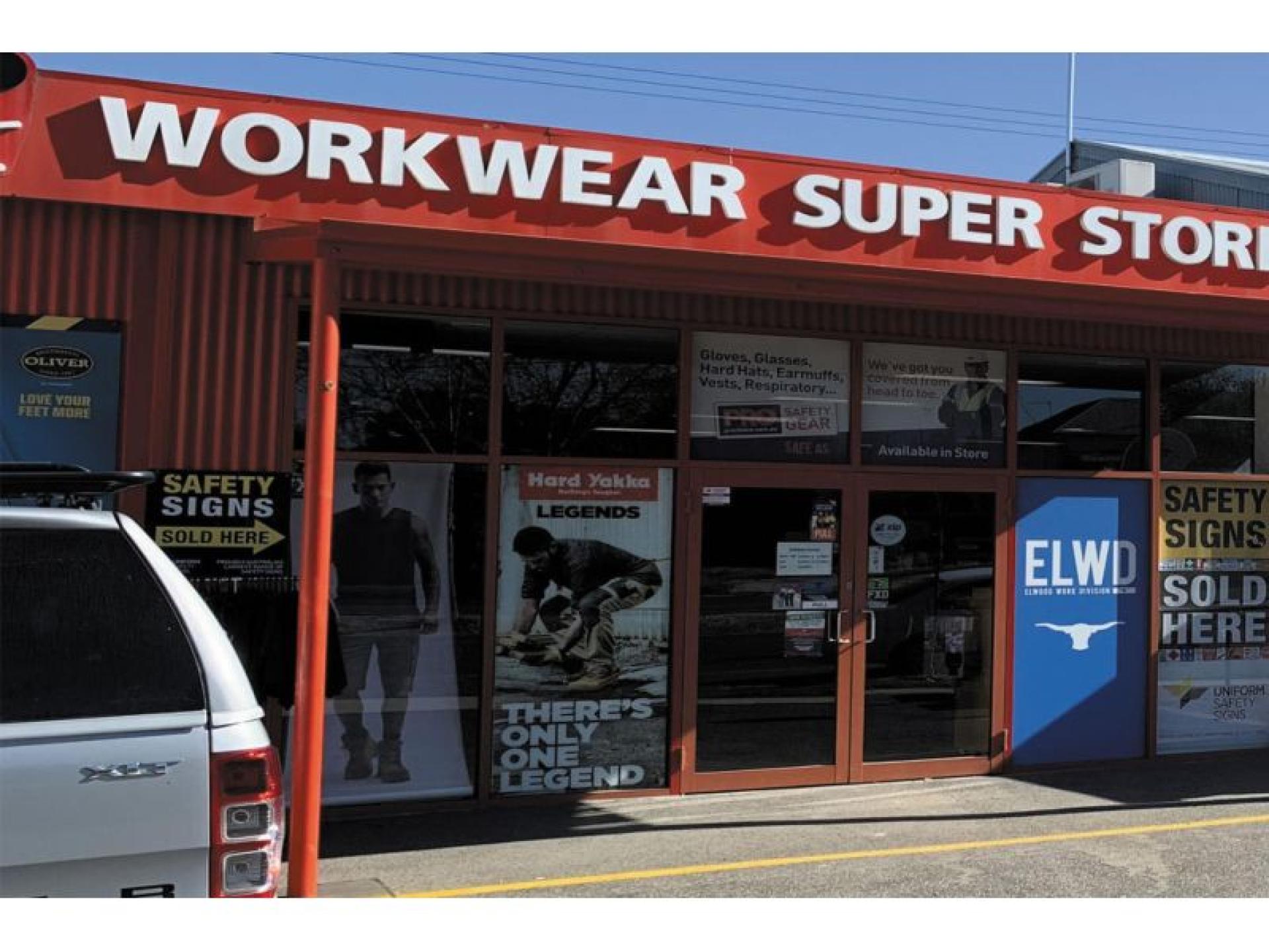 Hip Pocket Workwear & 631977 2