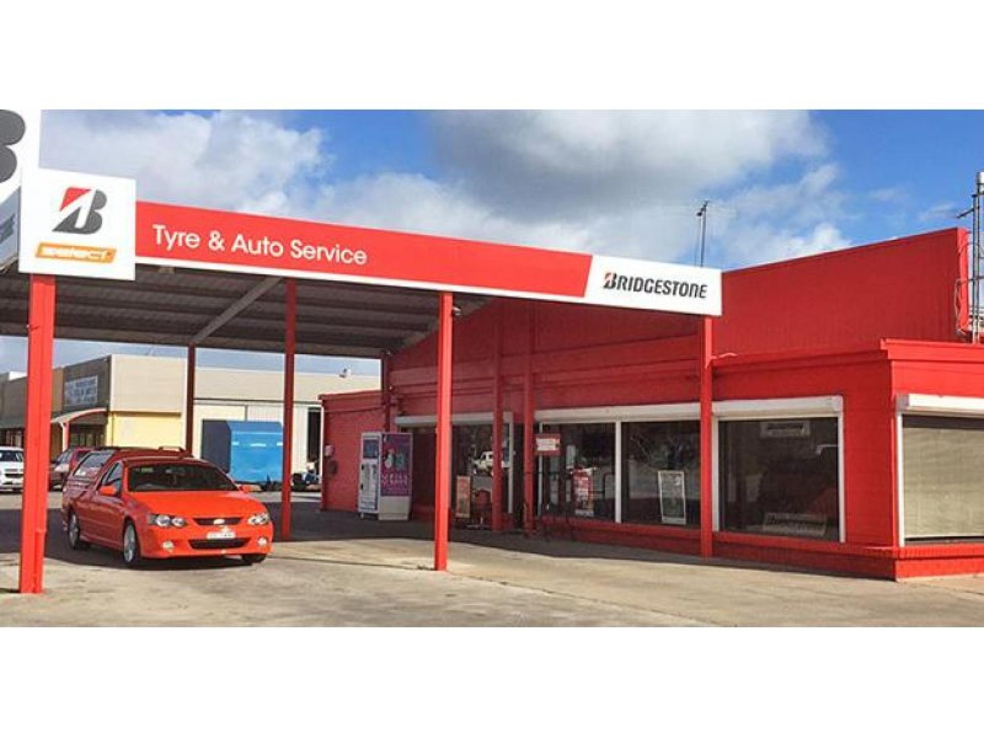 Sold! Bridgestone Retail Tyres 634139 1