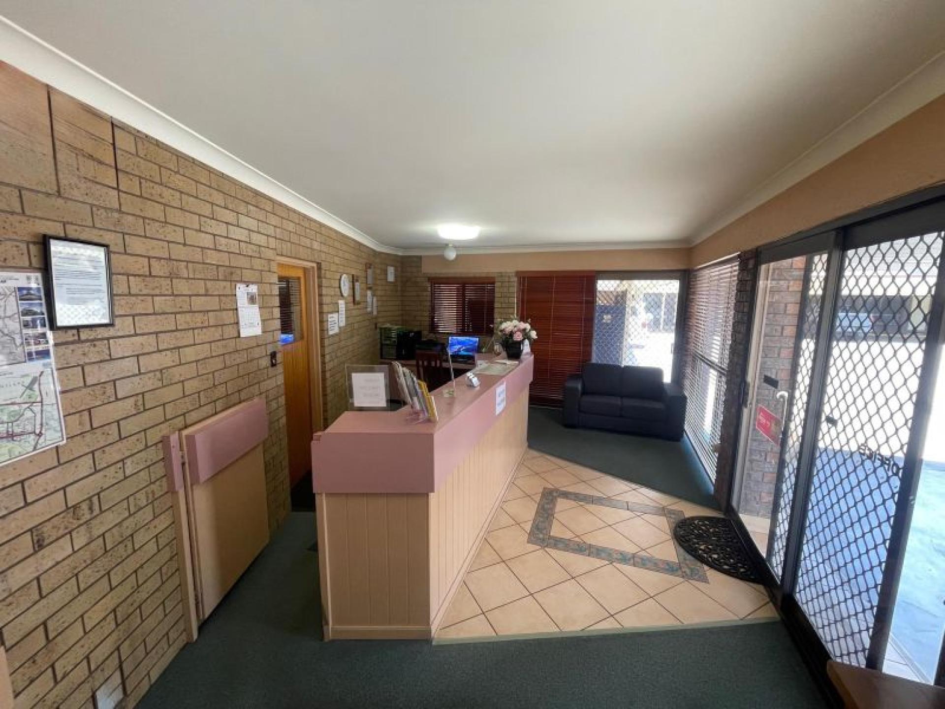 Centrally Located Leasehold In 635057 3