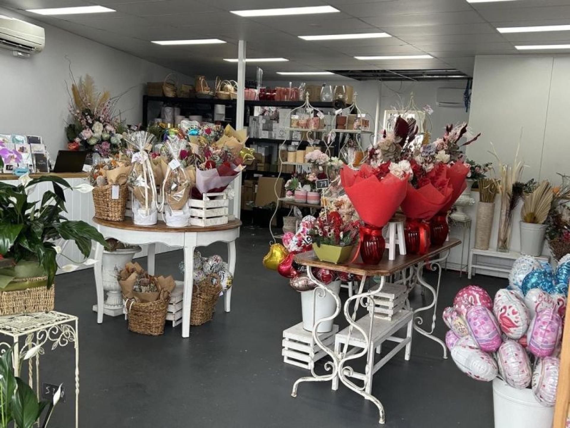 Florist And Gift Store 635062 2