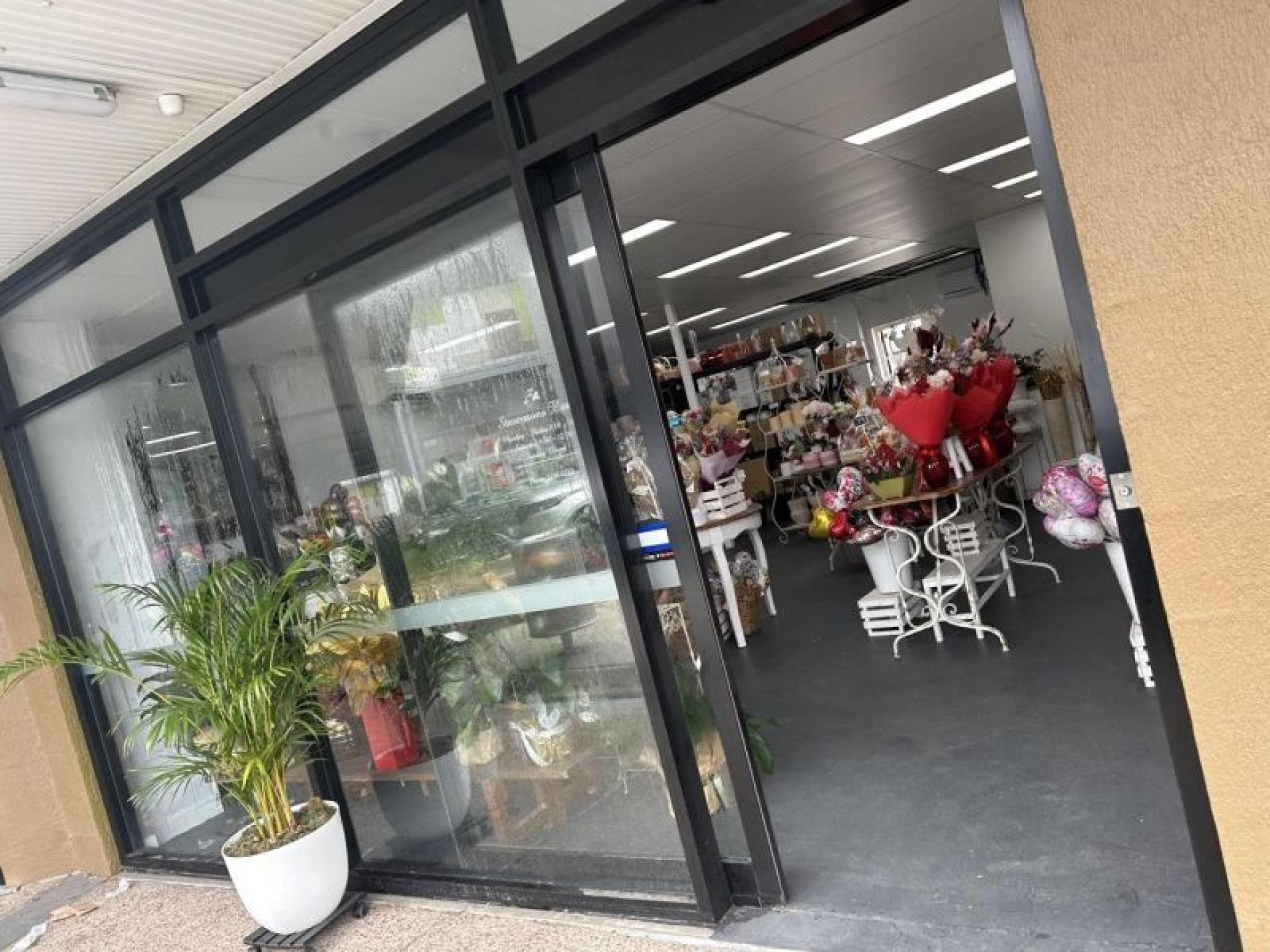 Florist And Gift Store 635062 3