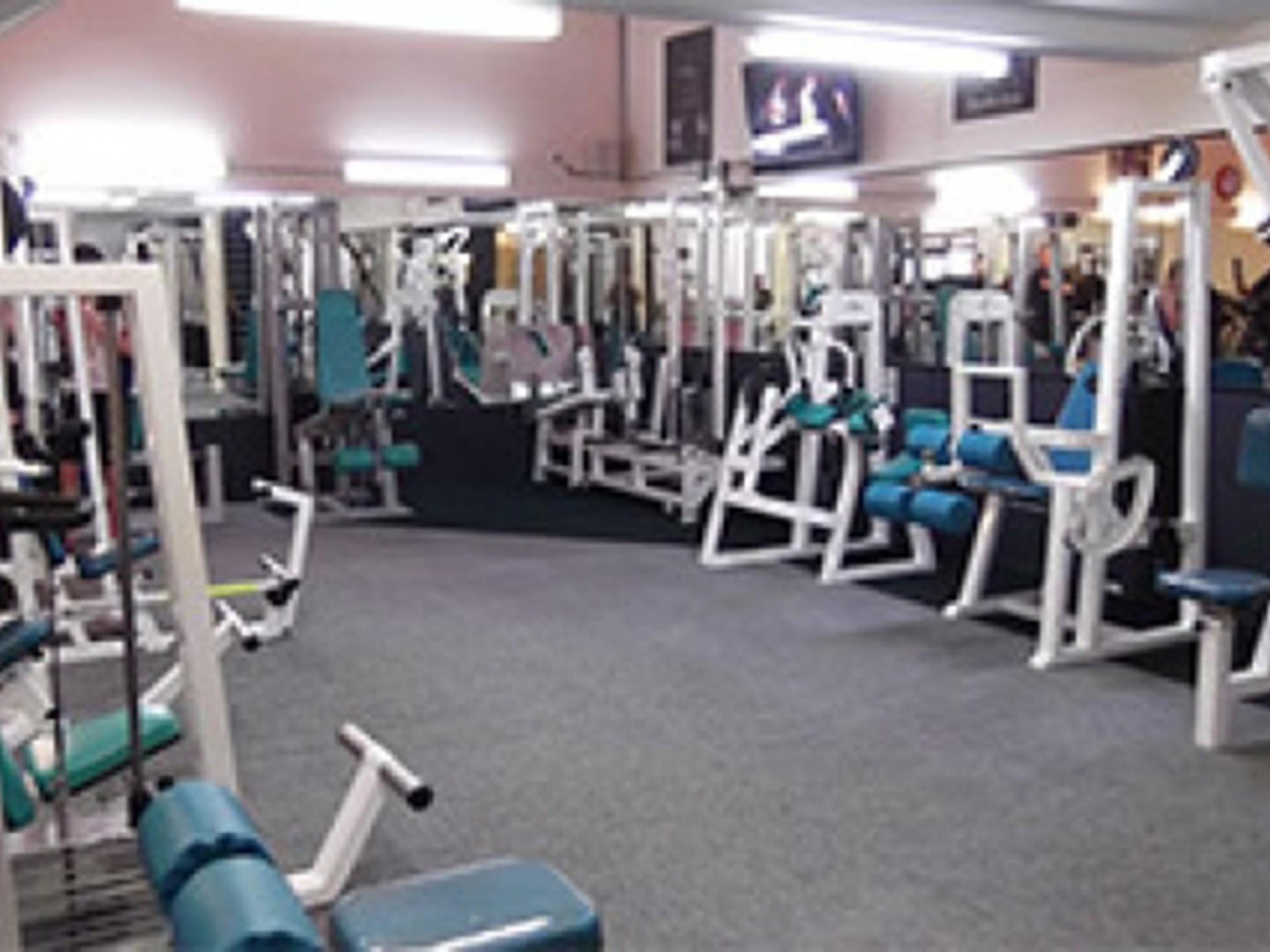 "24/7" Gym And Fitness 635164 2