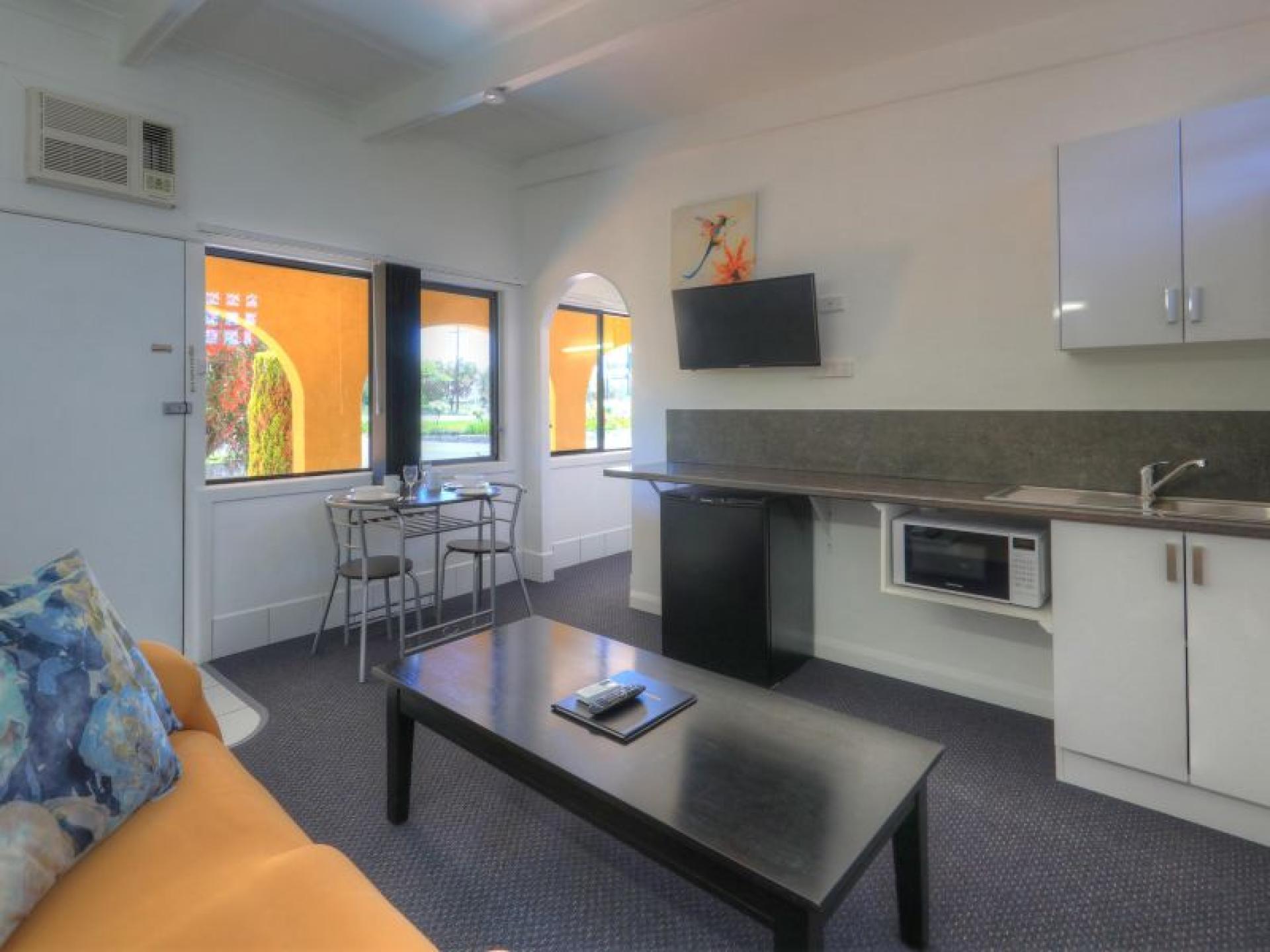 30 Year Leasehold 3.5 636625 3