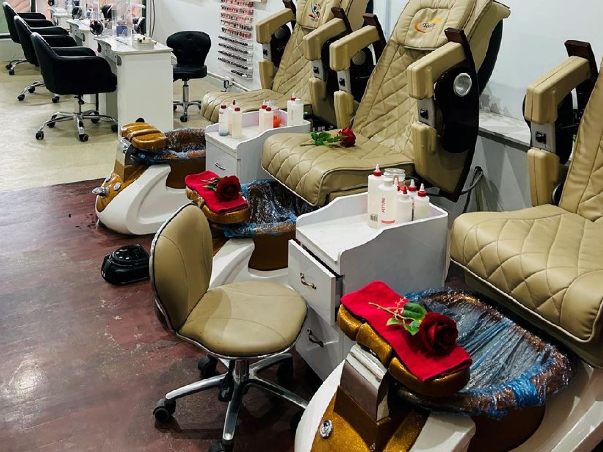 Nail Salon In The 636774 2