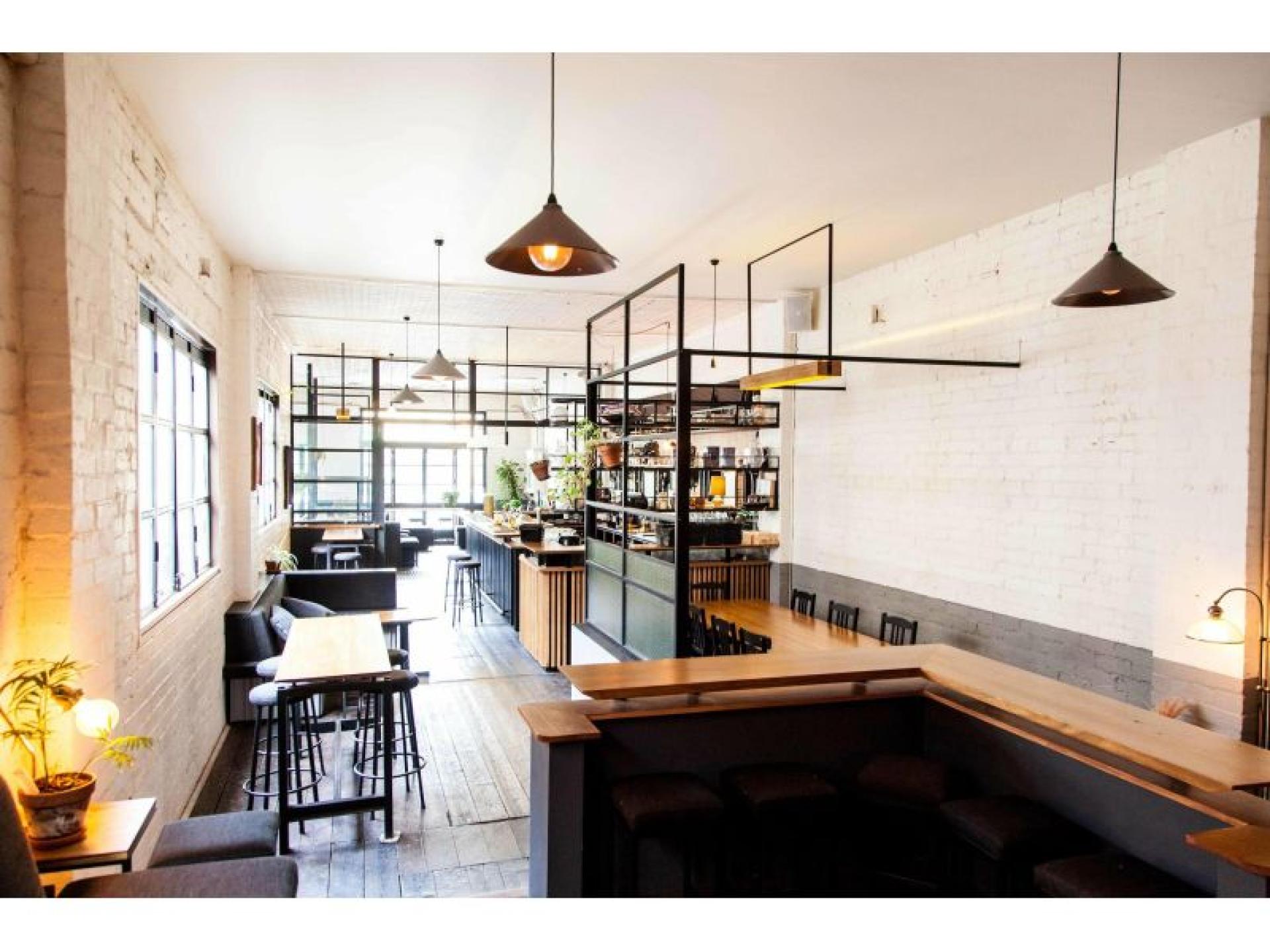 Stunning Restaurant And Bar 636900 1