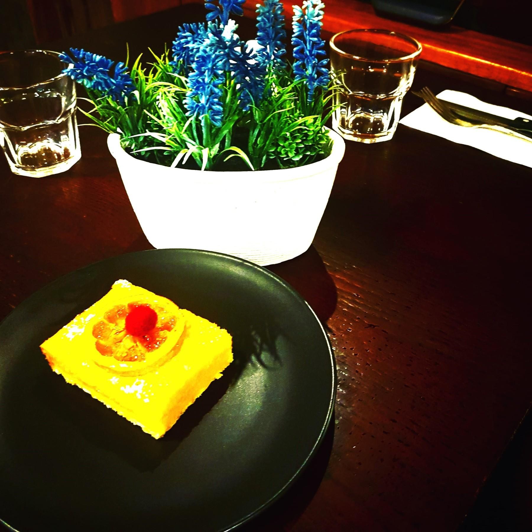 Priced To Sell! Popular 637002 3