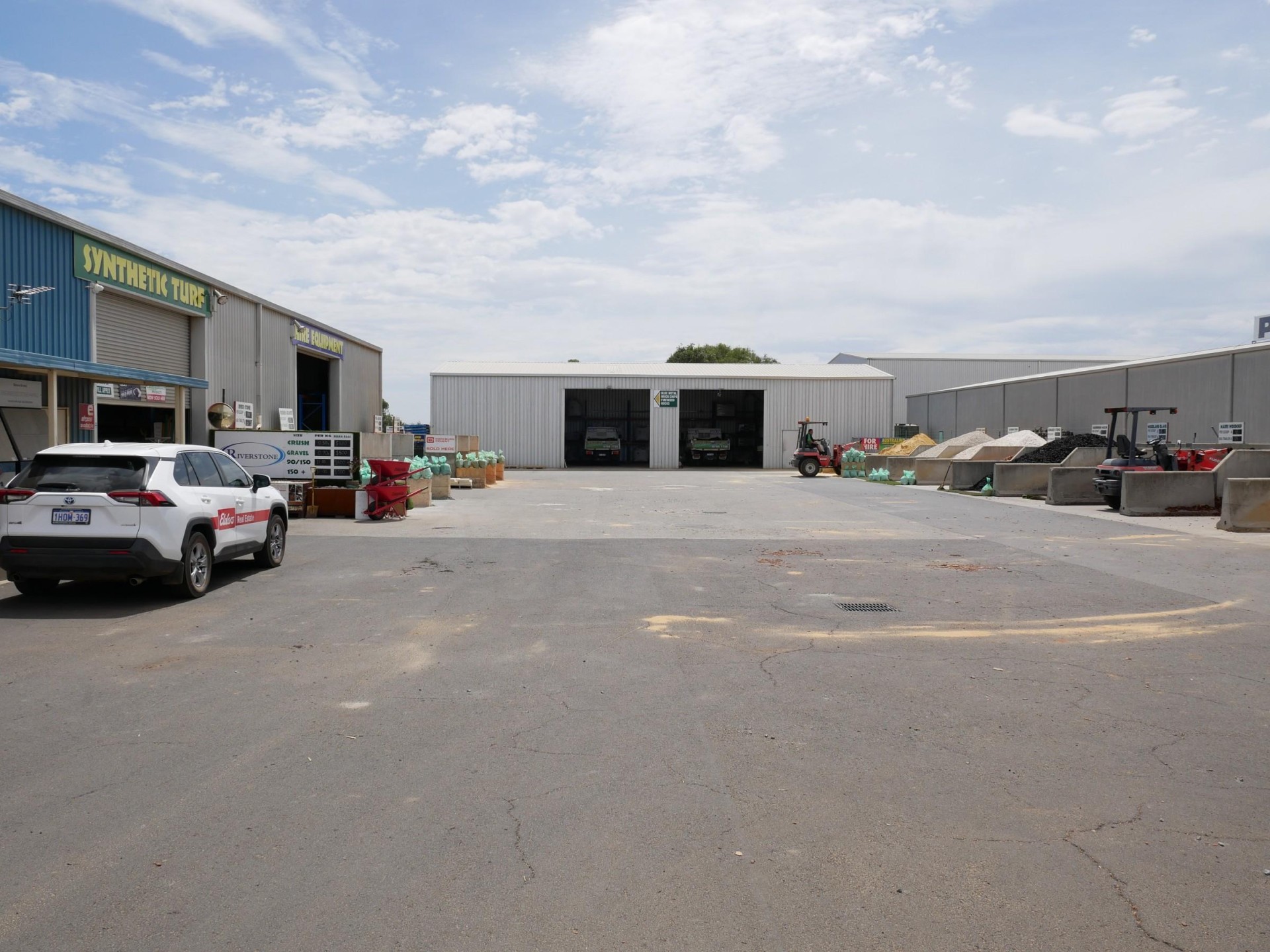 Landscape Supplies Business Opportunity 637017 2