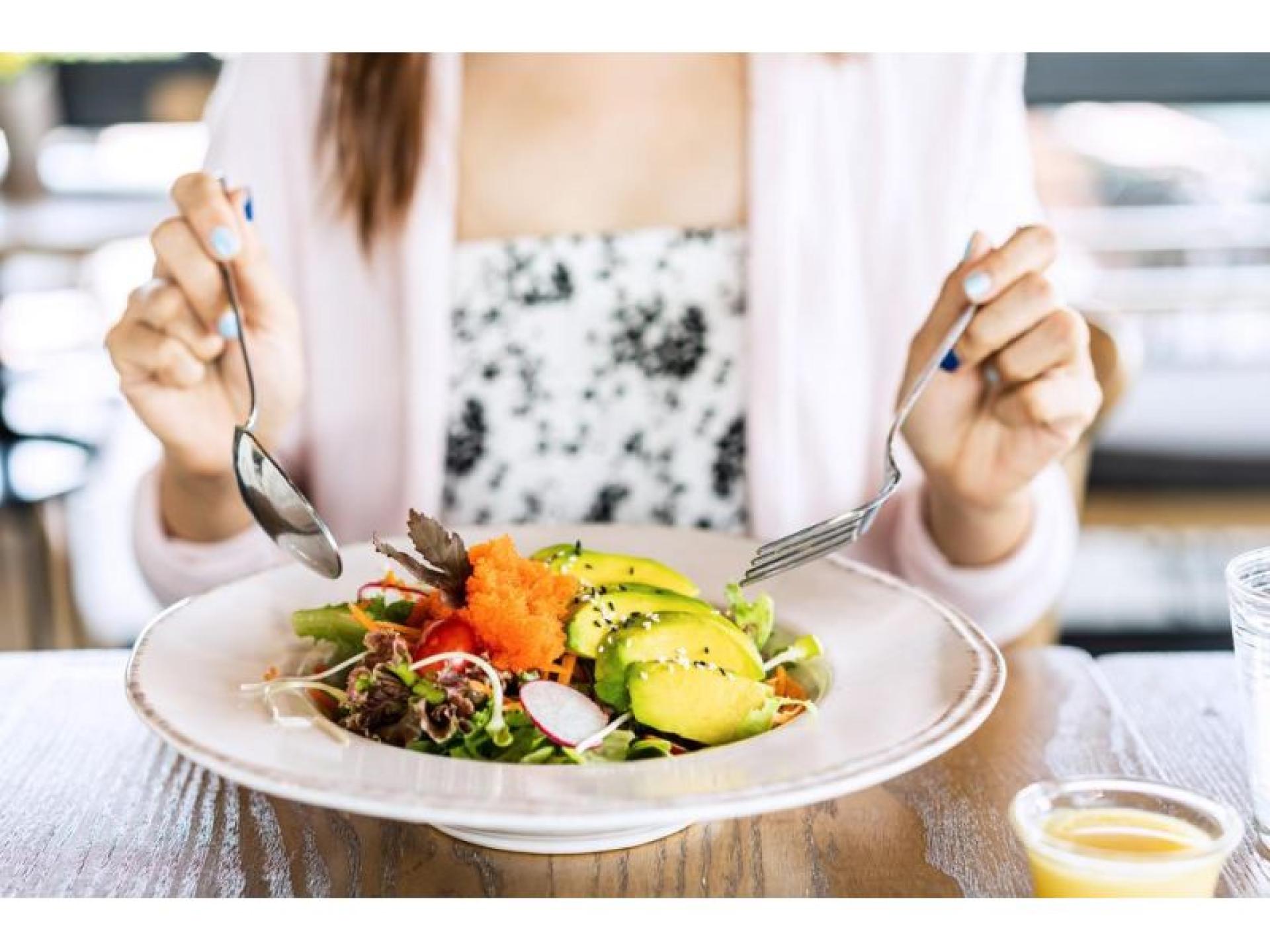 Popular Health Food Cafe 637780 2