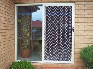 Lucrative Flyscreen Business for sale with established reputation!