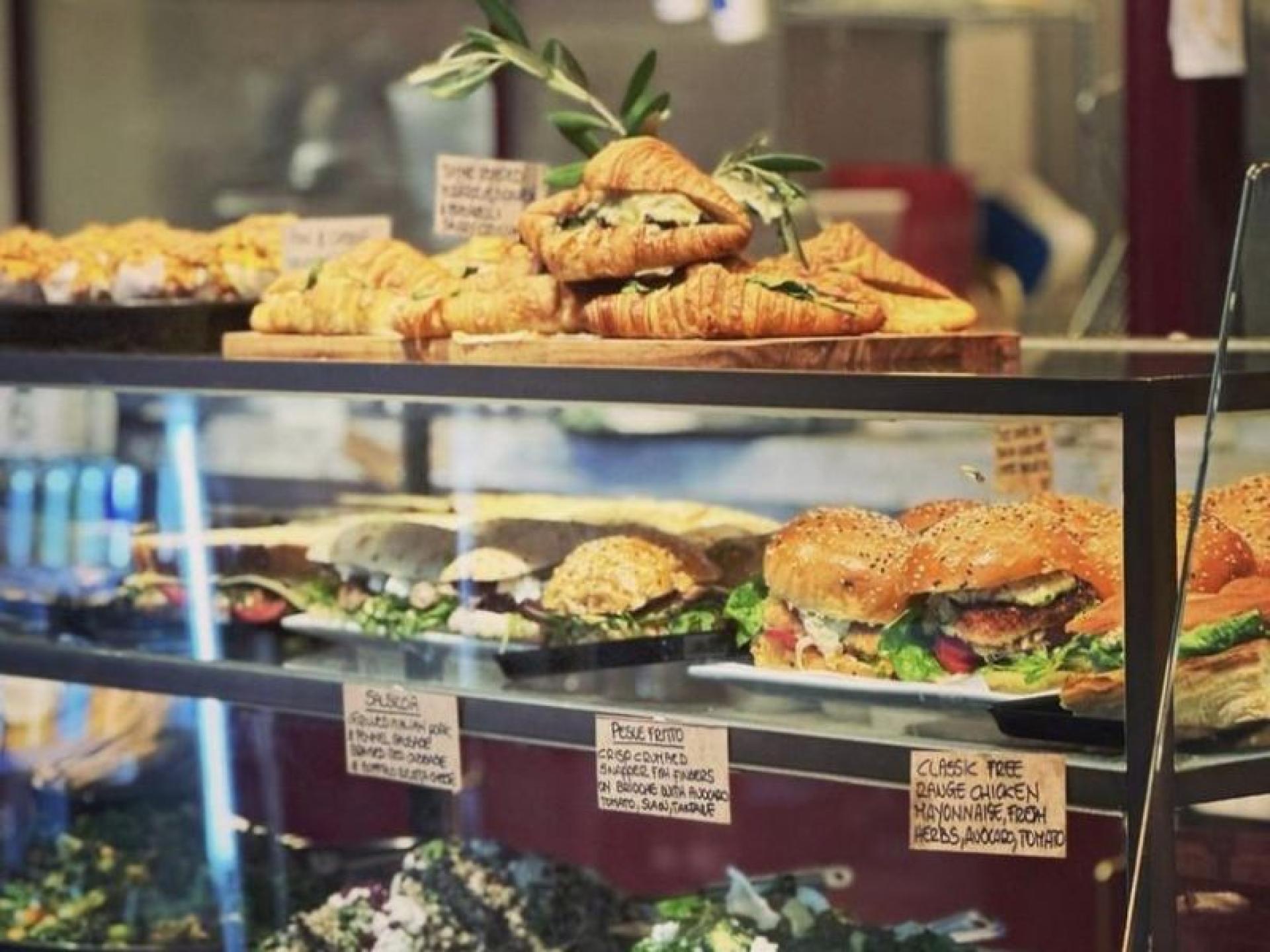 Under Contract!!! Cbd Cafe- 637910 2