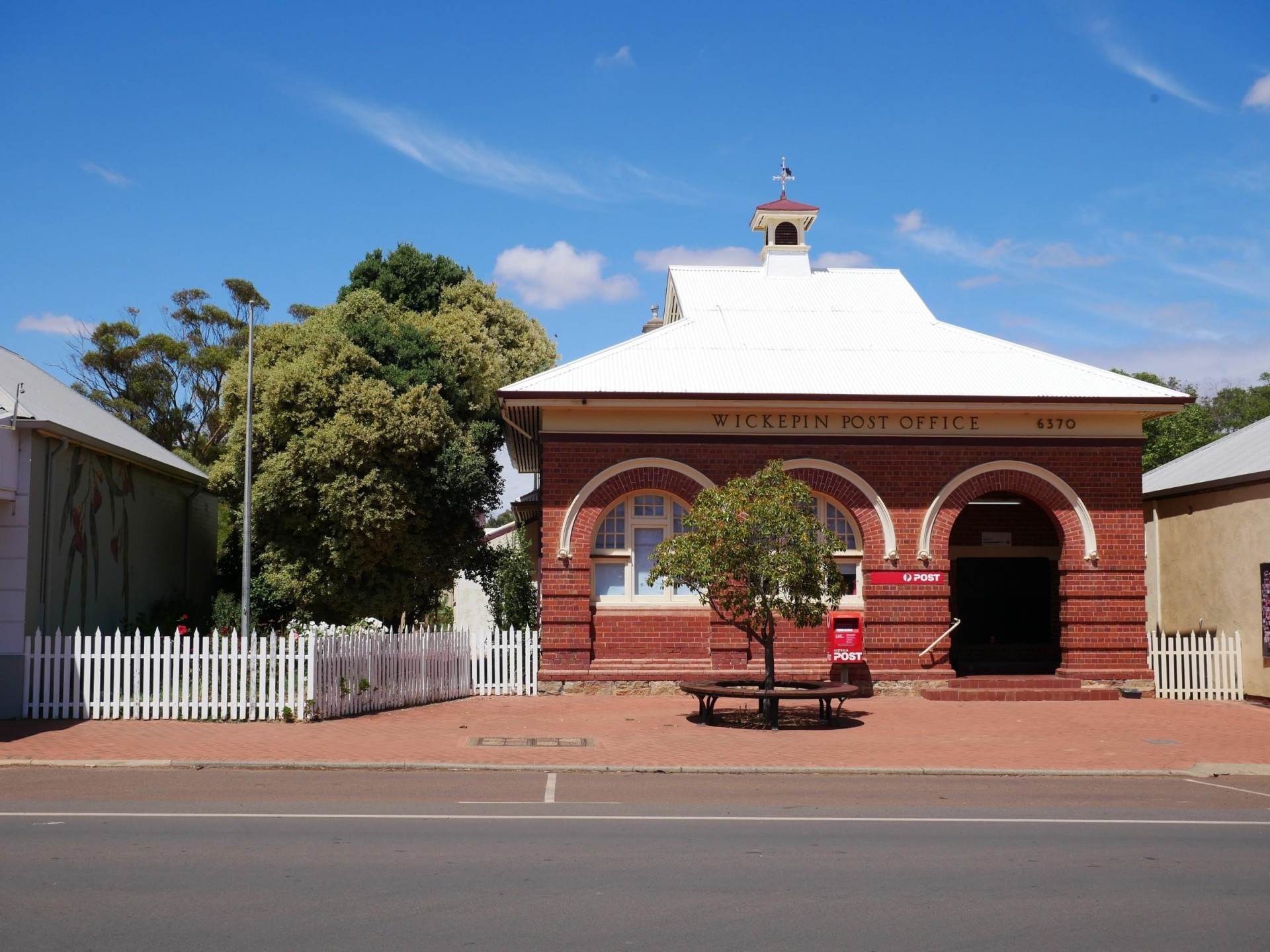 Wickepin Post Office & 638332 1