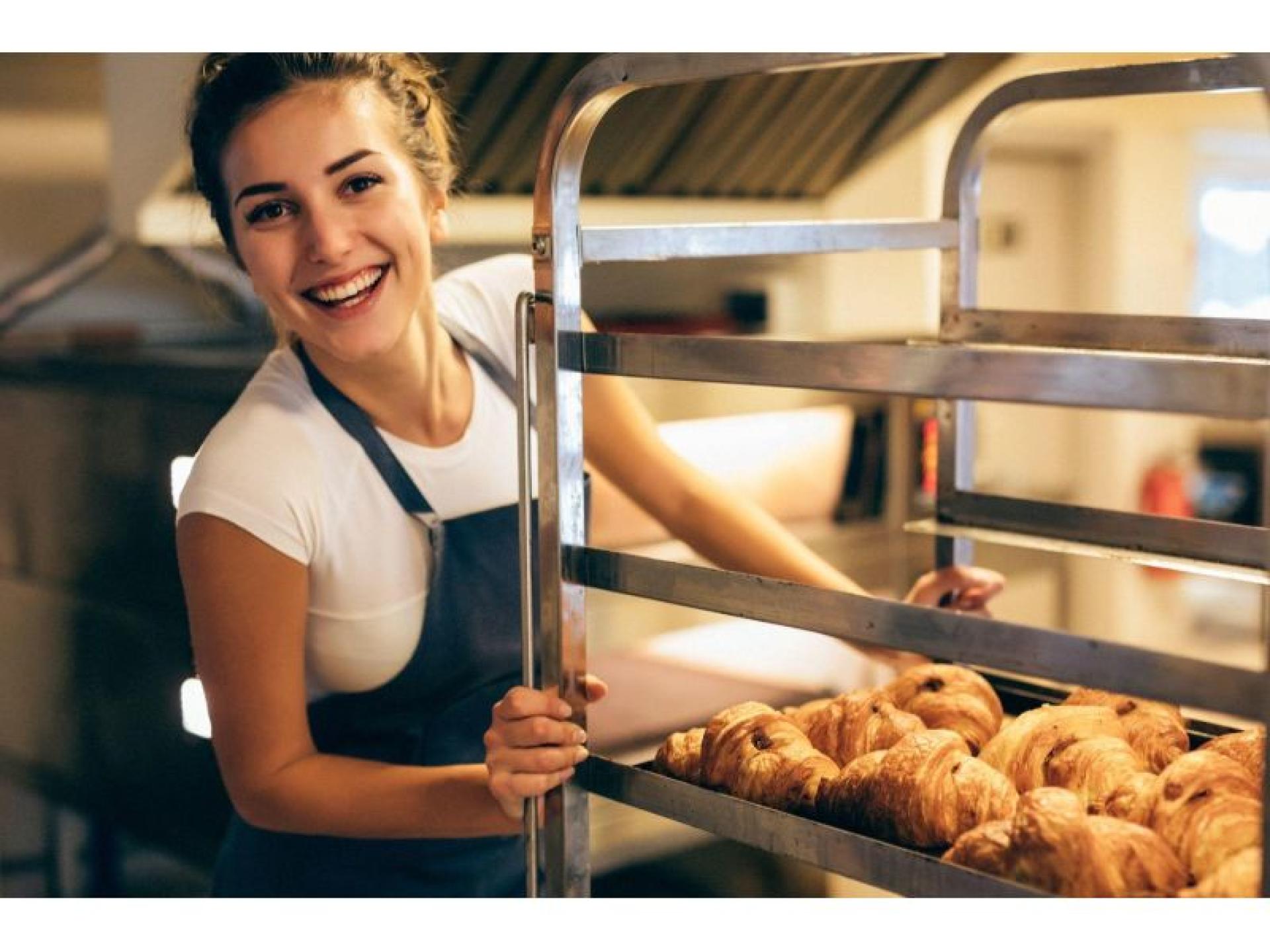 Kinghorne Bakery Cafe & 638472 1