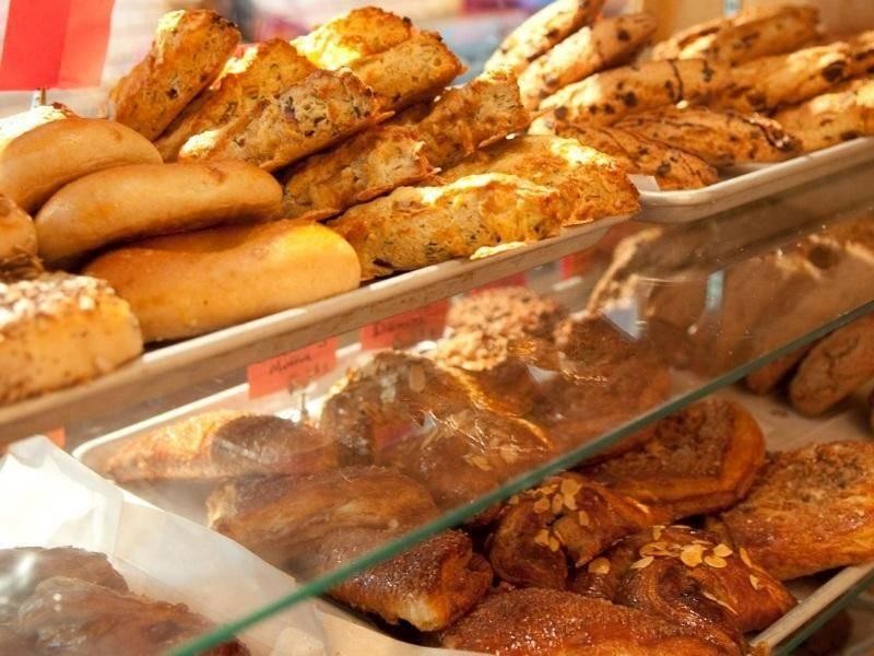 Middle Eastern Pizza & 638755 2