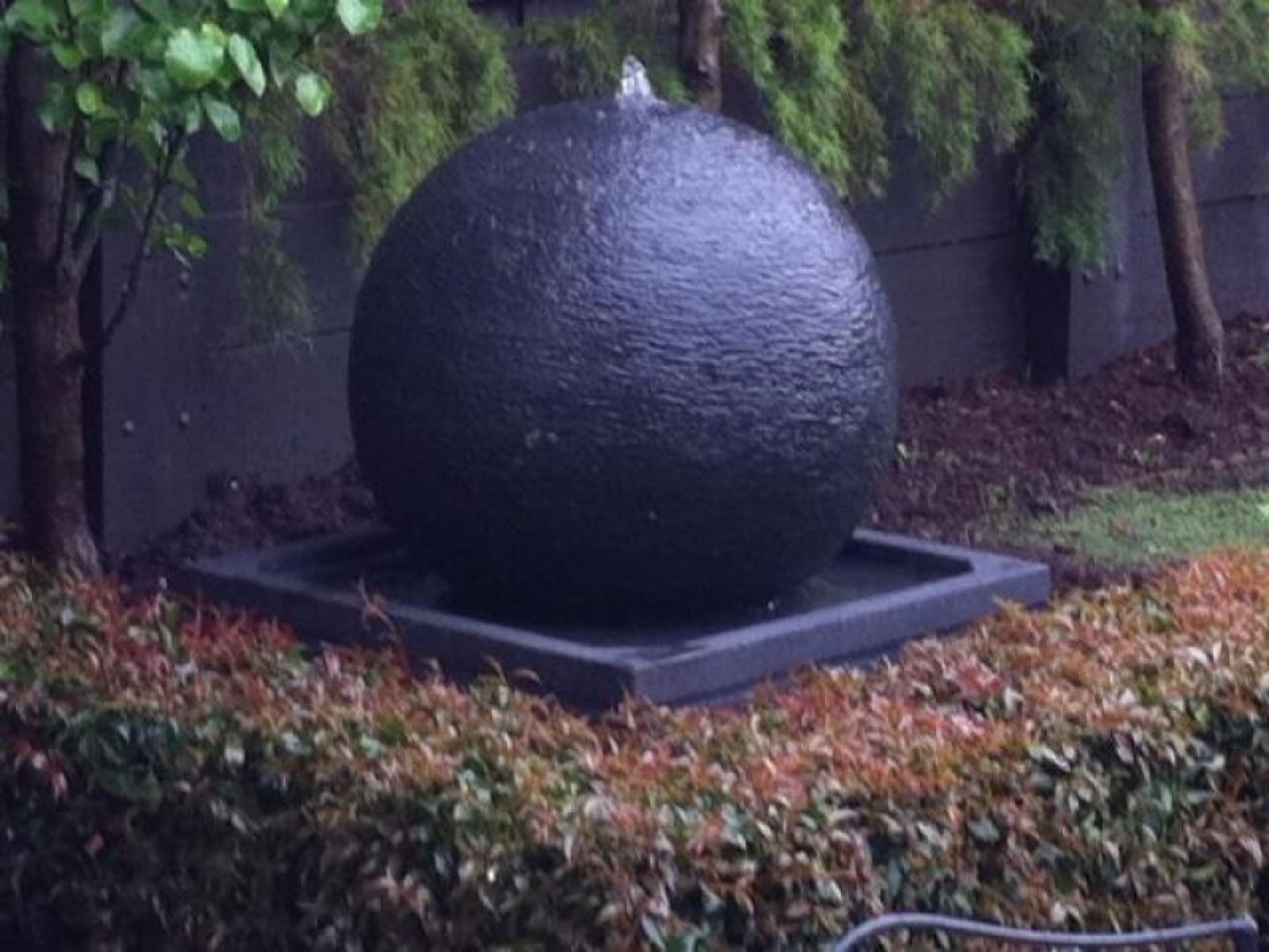 Water Feature Retail / 639147 1