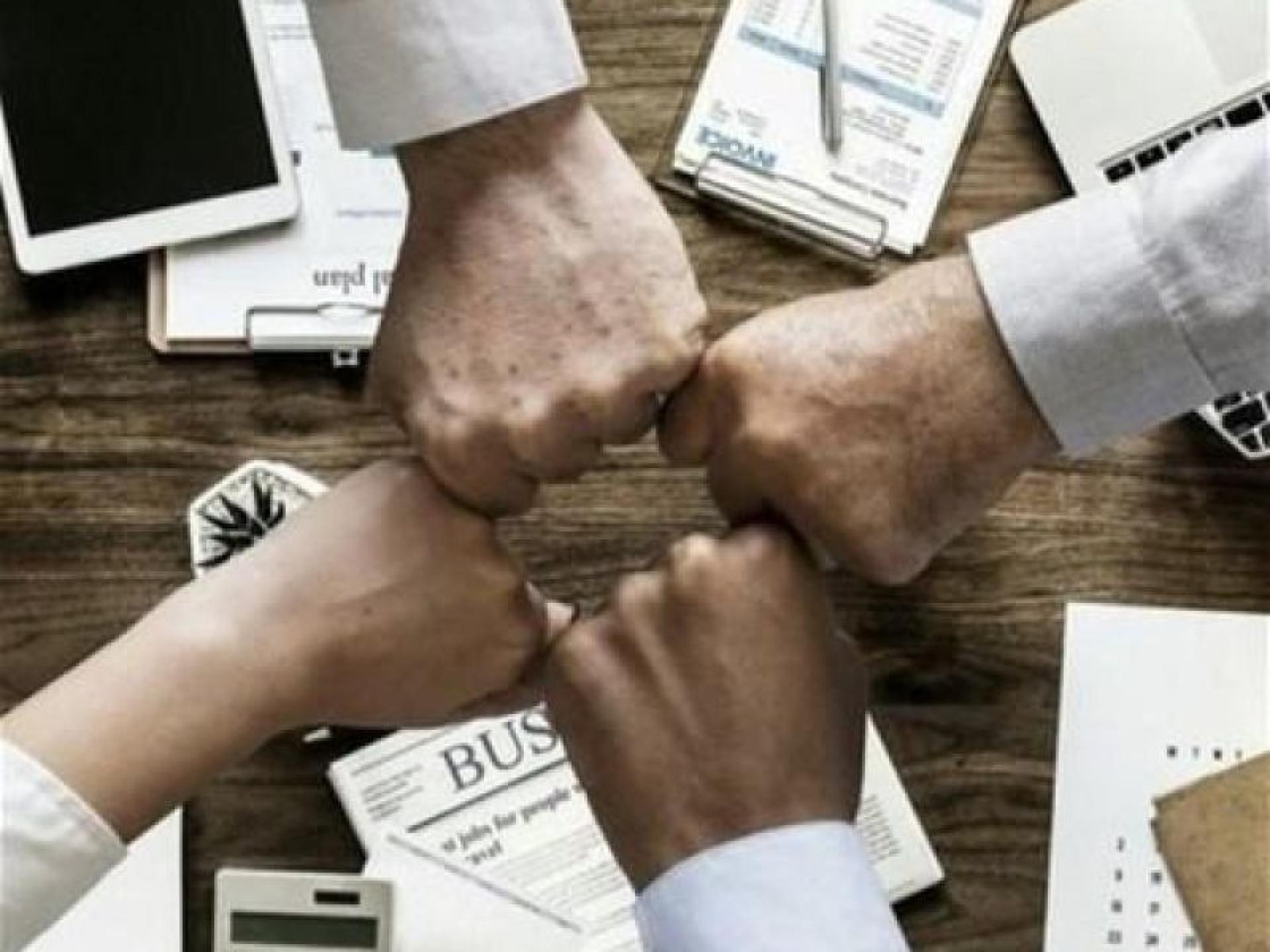 Business Sales And Consulting 639499 3