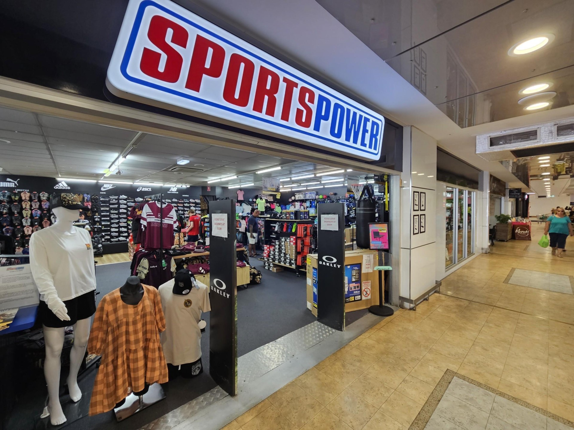 Fully Managed Sporting Goods 639834 1