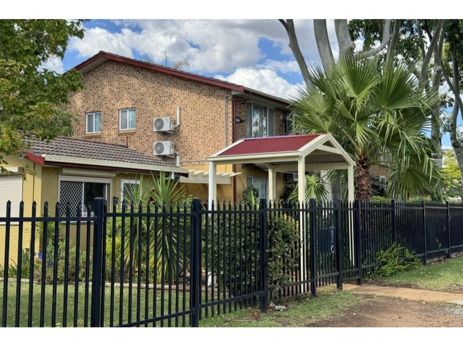 Exceptional Dubbo Freehold Going 640064 2