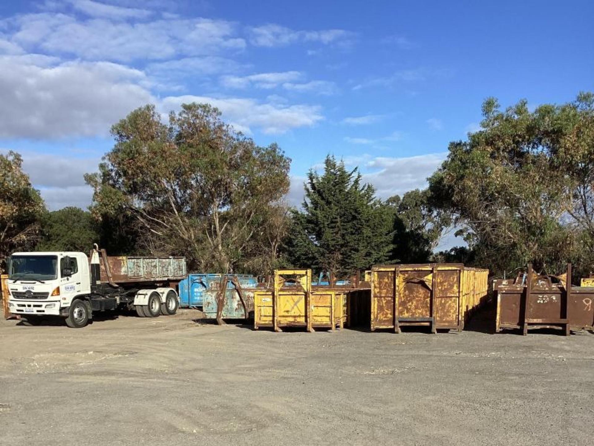 Sold - Skip Bin 640504 3