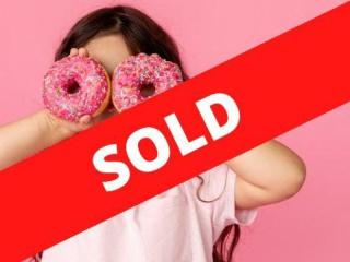 Thriving Doughnut Store – SOLD
