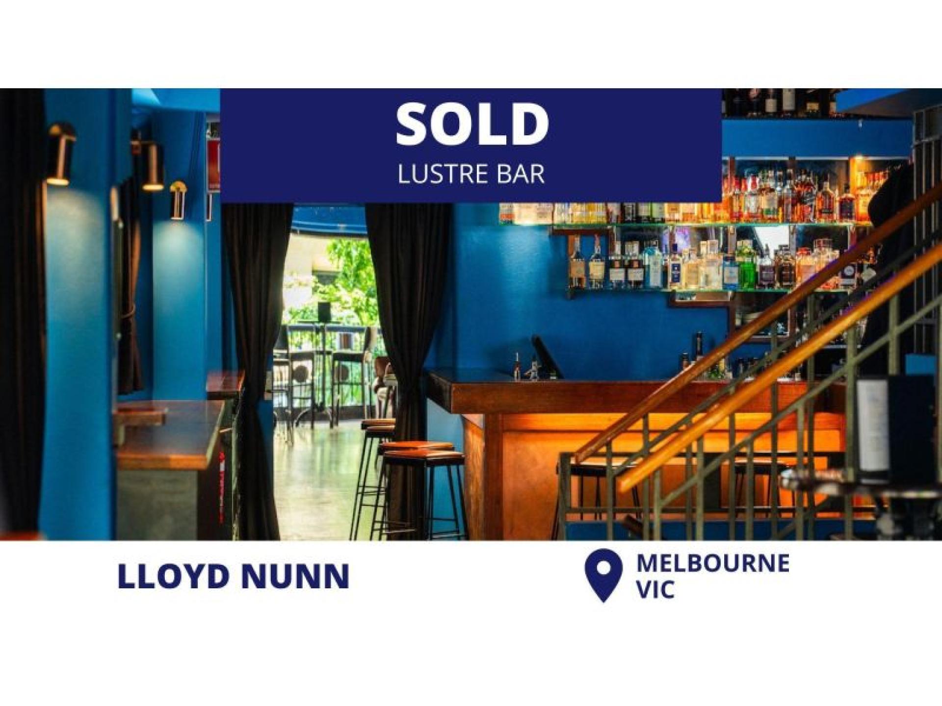 Sold - Lustre Lounge 642027 1