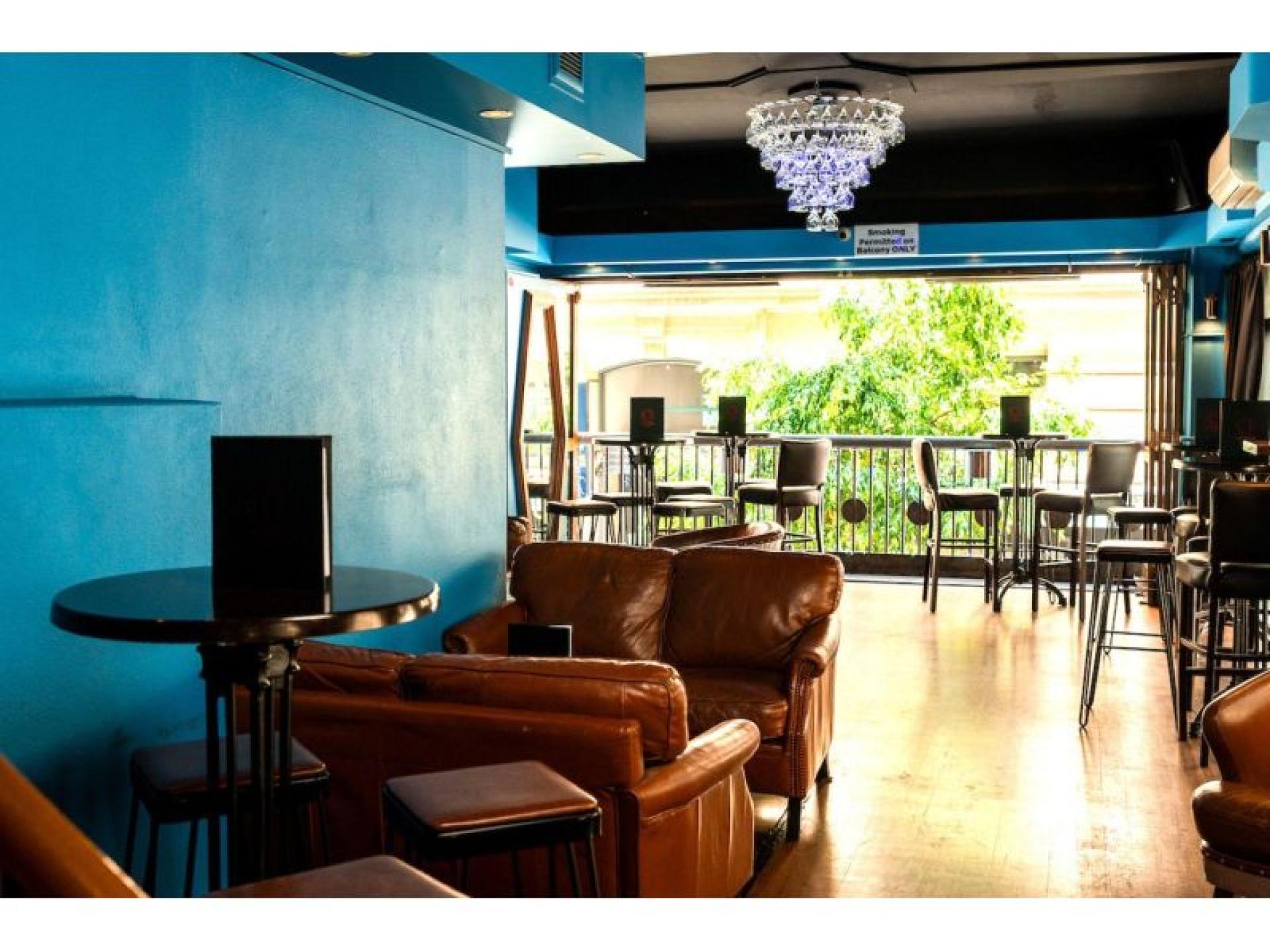 Sold - Lustre Lounge 642027 3