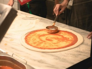 WELL ESTABLISHED PIZZA & PASTA SHOP AT PASCOE VALE REF: 2403001