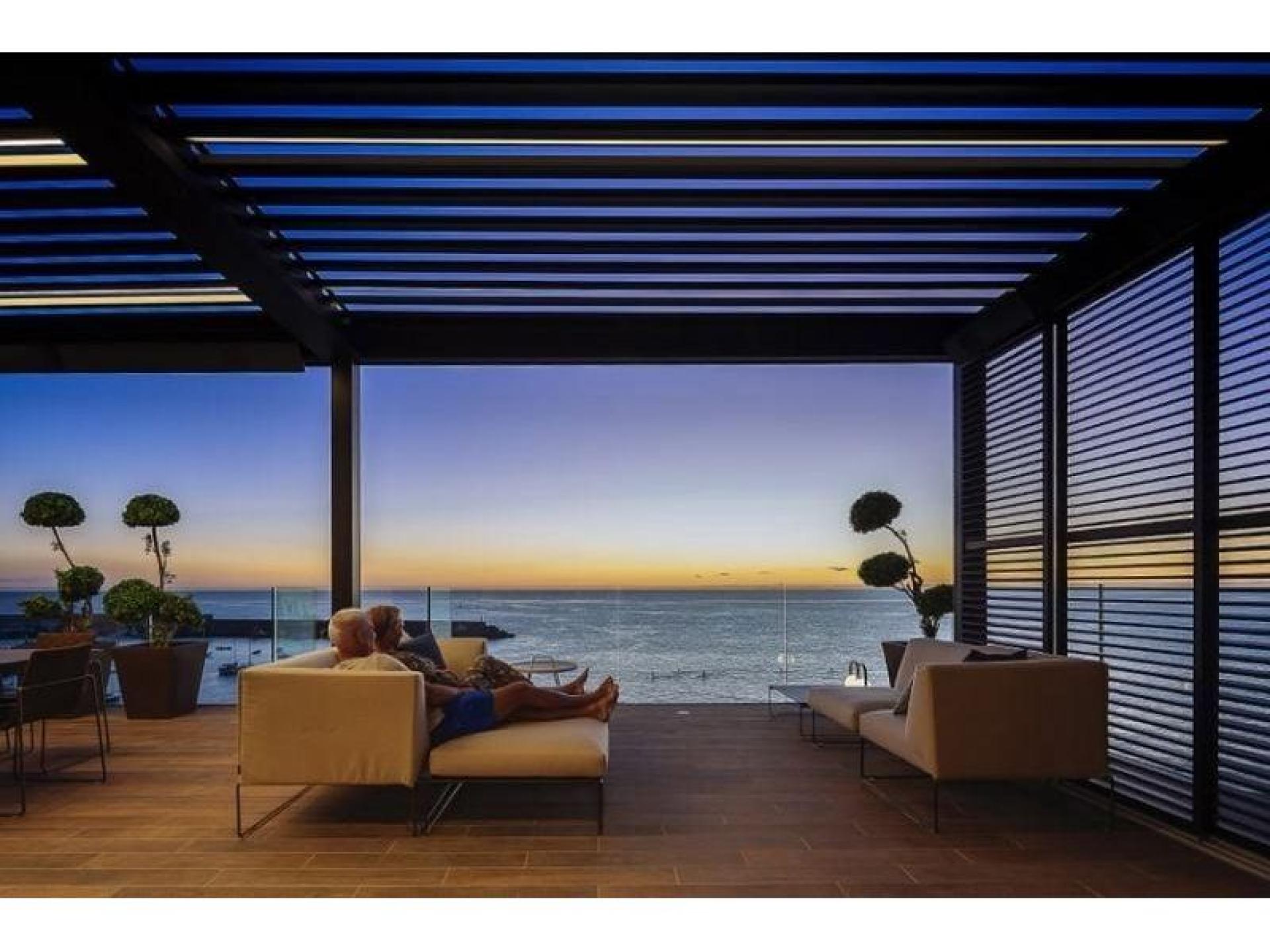 Franchise Building Company - 642379 1