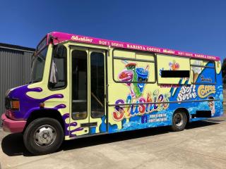 Unique Food Bus with low kilometers for Sale!