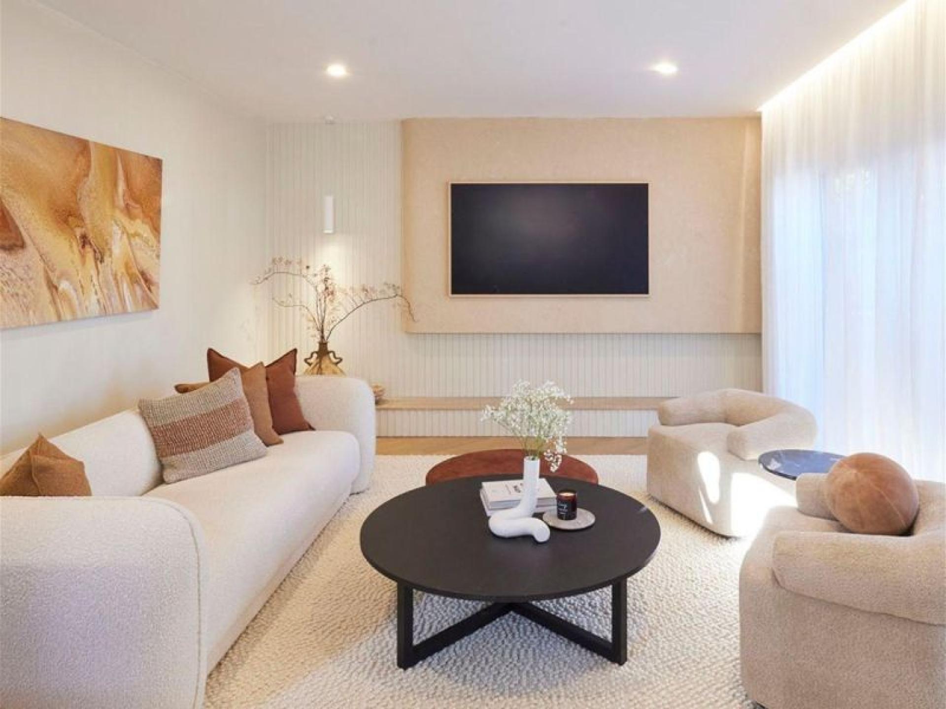 Highly Successful Flooring Business 646052 1