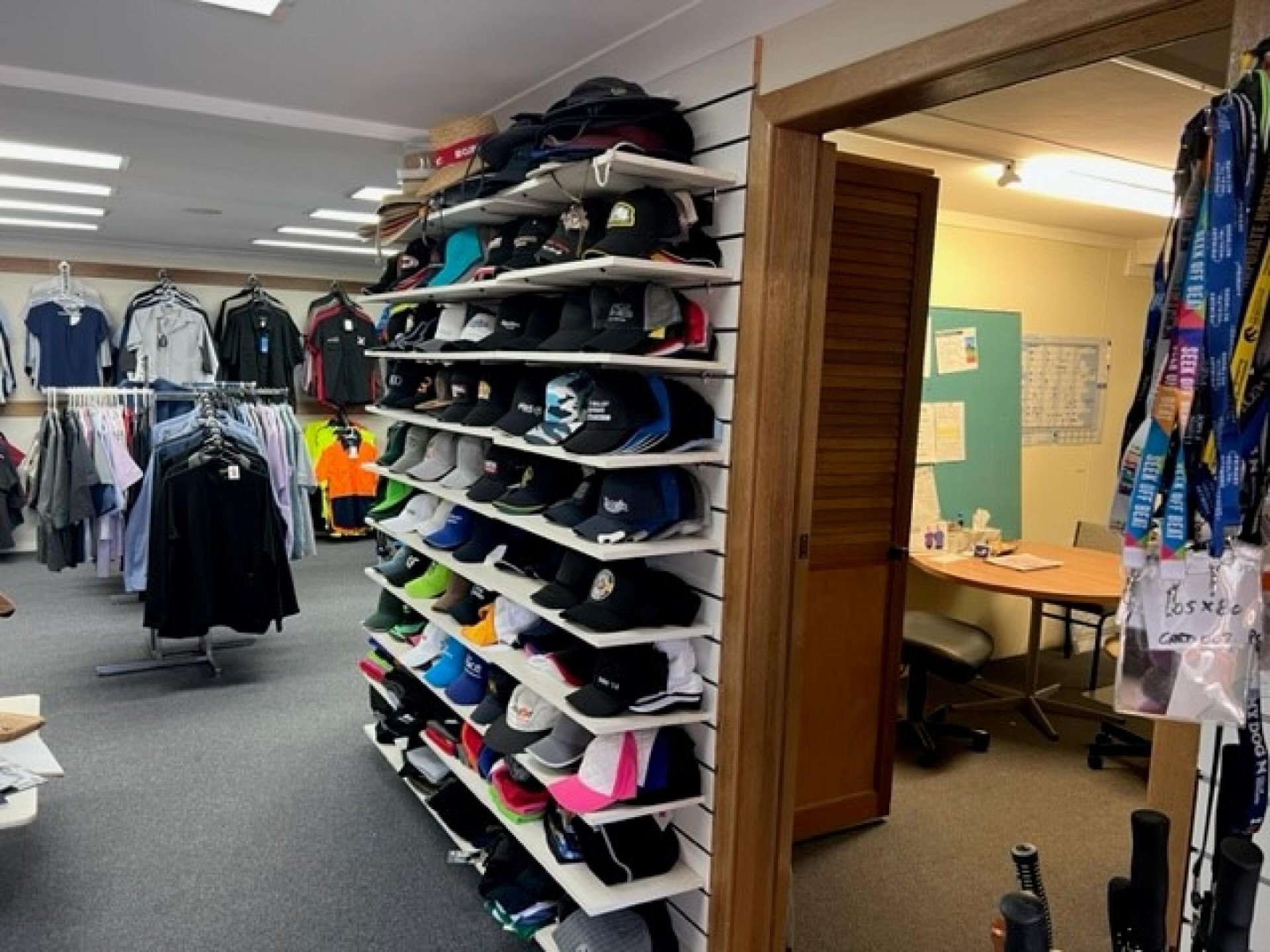 High Revenue Uniform - 646073 2