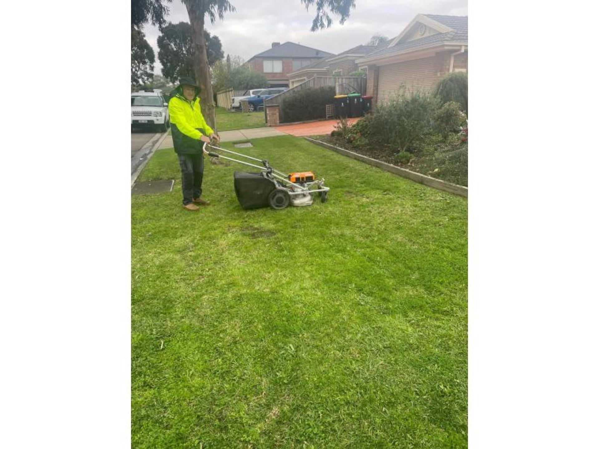 Sold - Garden Maintenance 646118 3